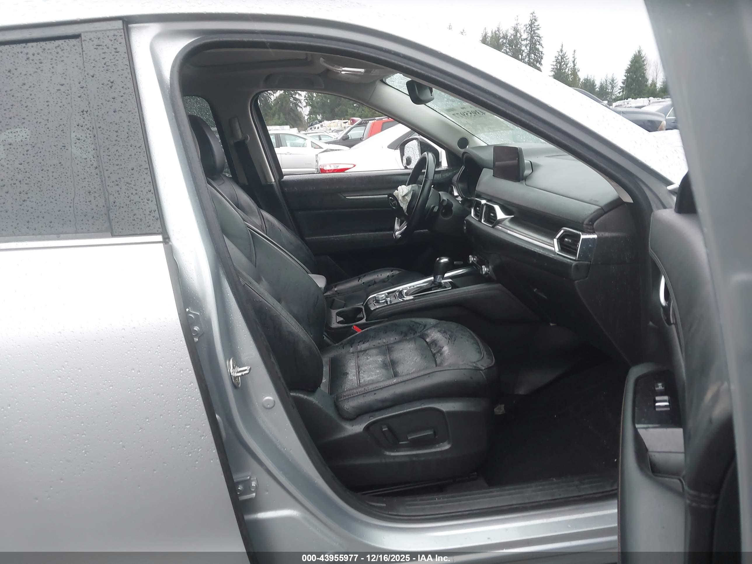 MAZDA CX-5 image 5