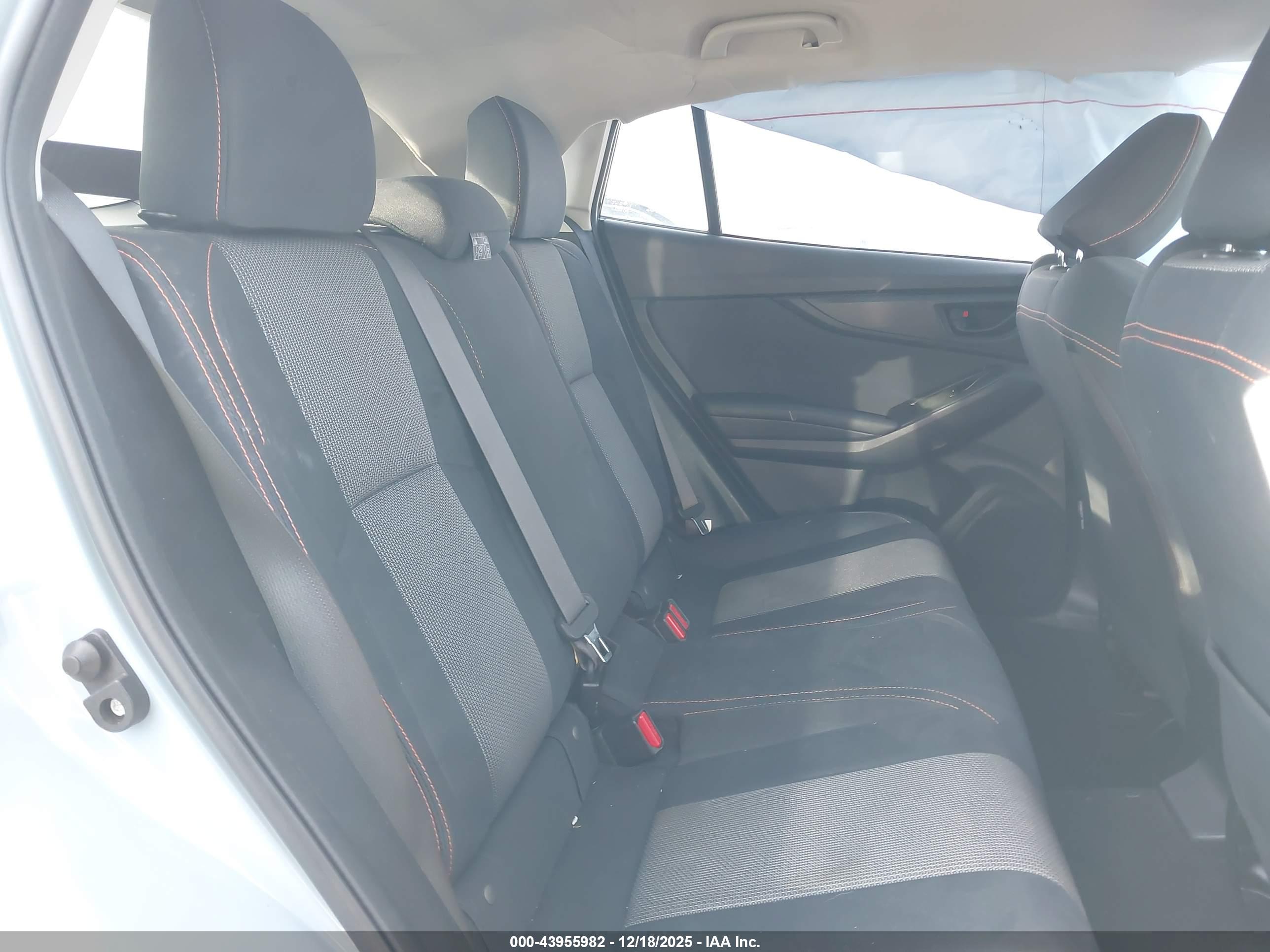 SUBARU CROSSTREK image 8