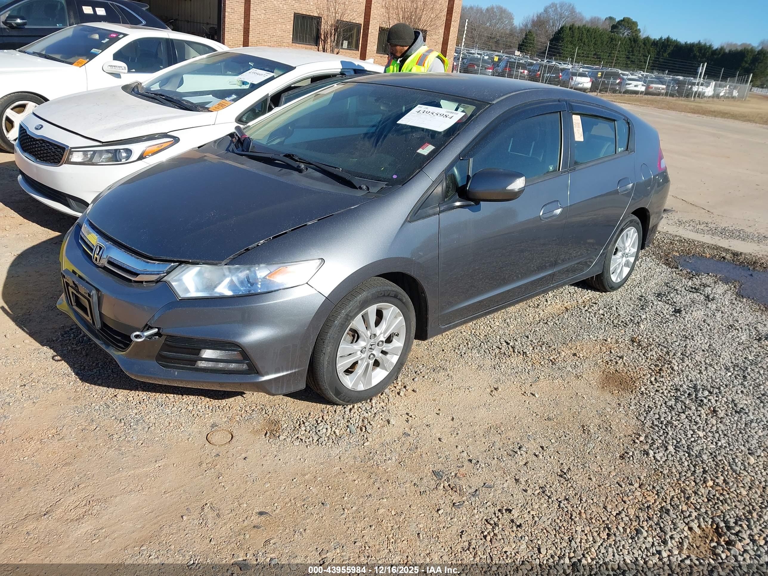 HONDA INSIGHT image 2
