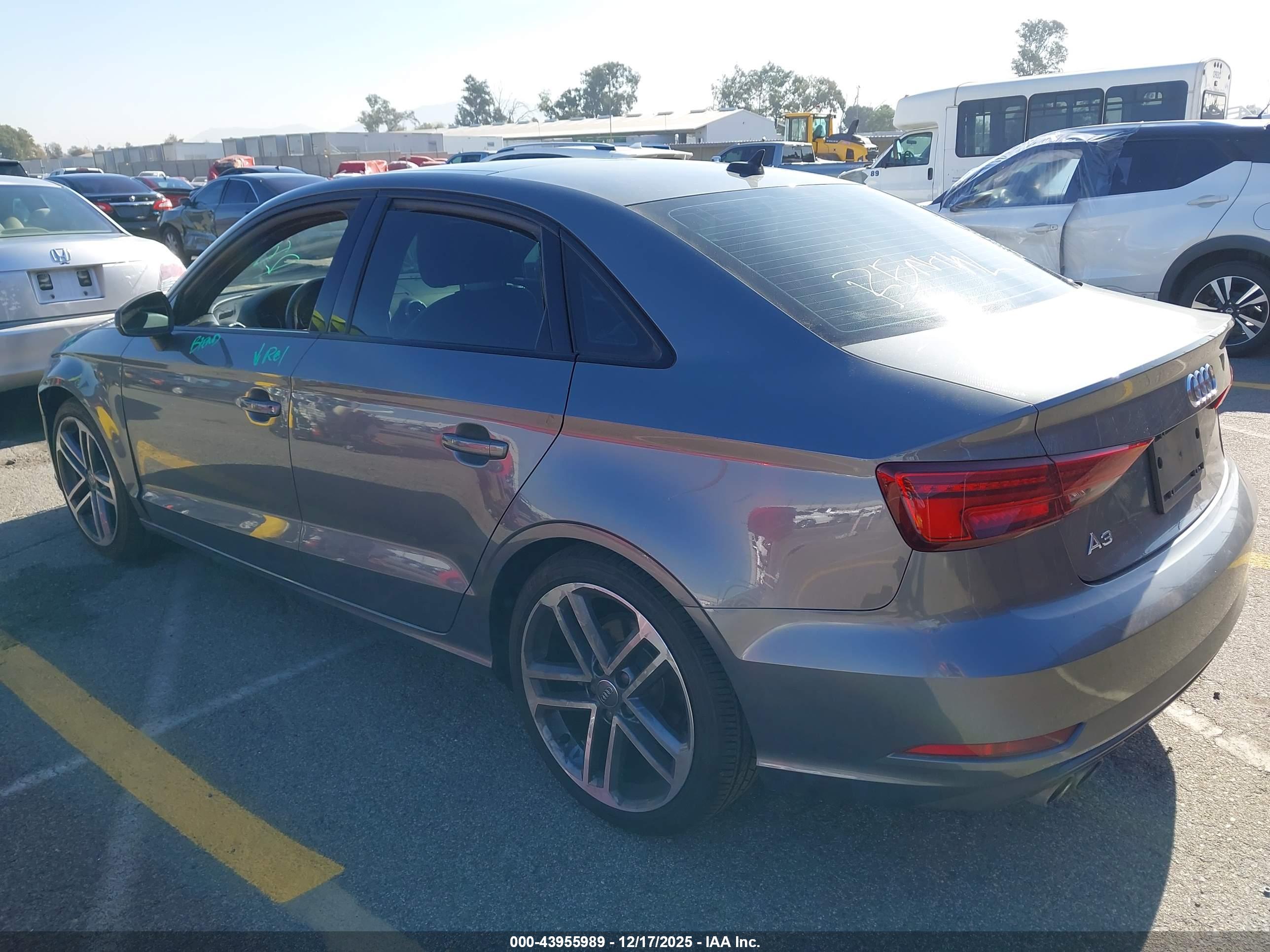 AUDI A3 image 3