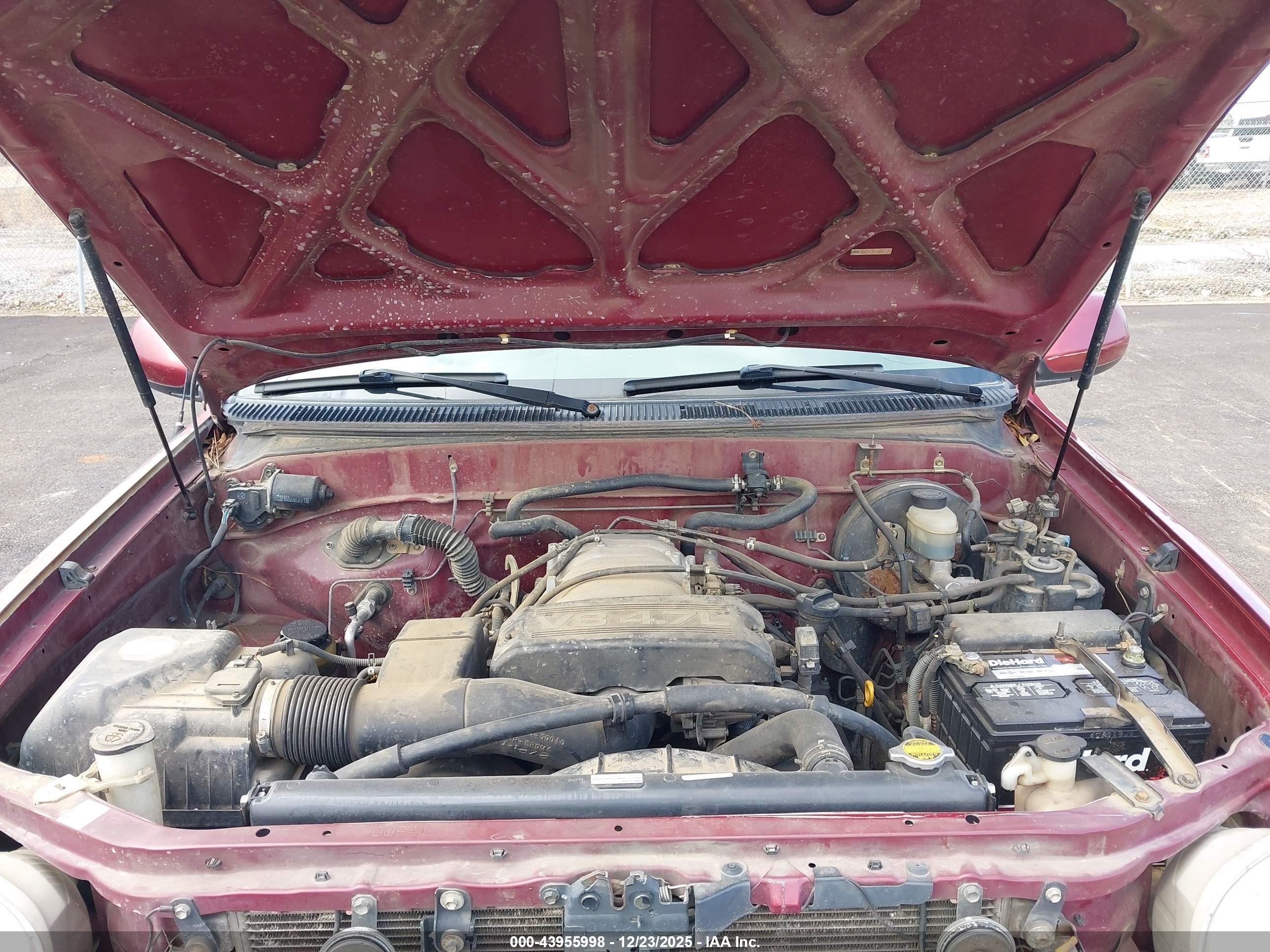 TOYOTA TUNDRA image 10