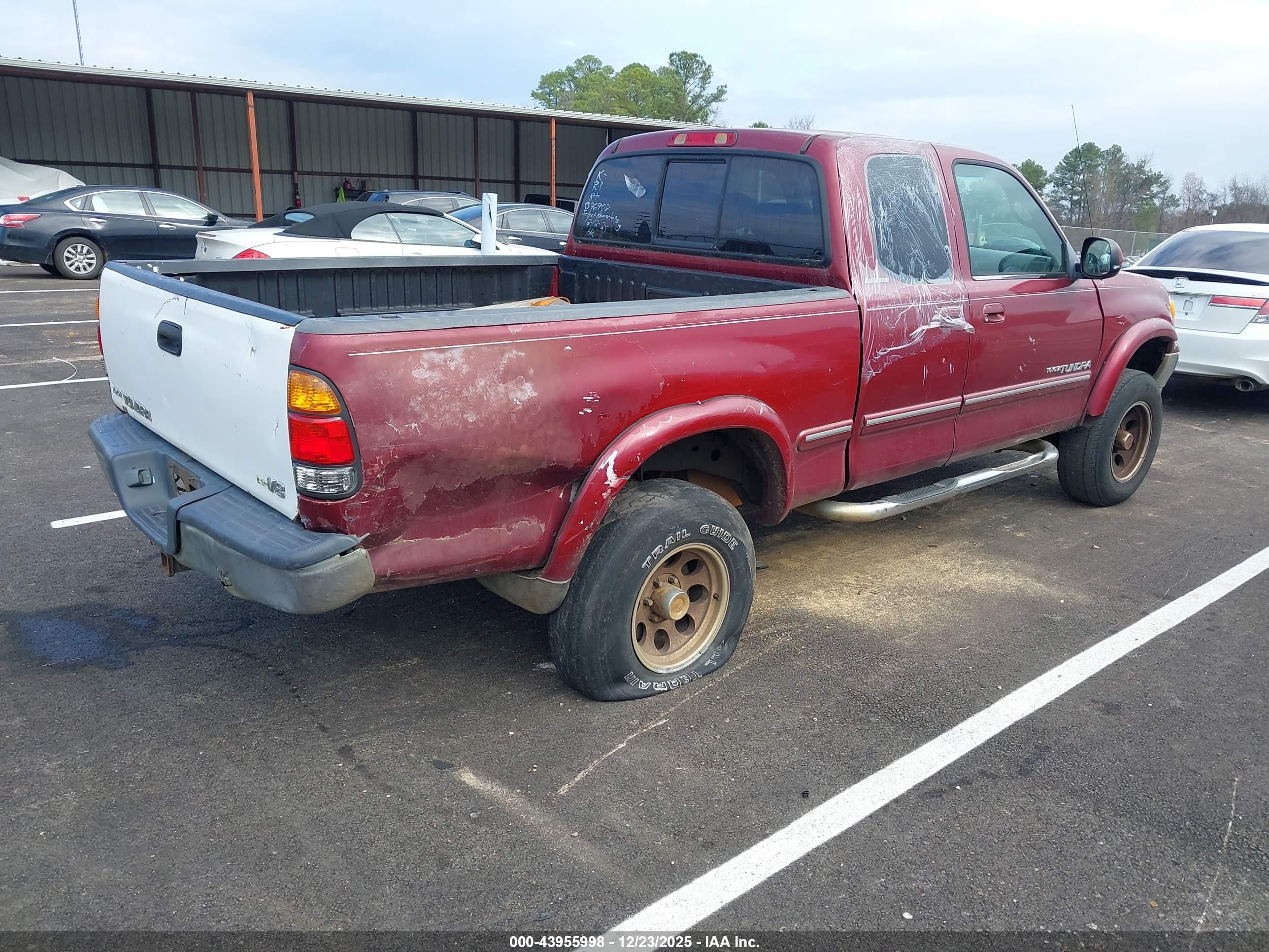 TOYOTA TUNDRA image 4