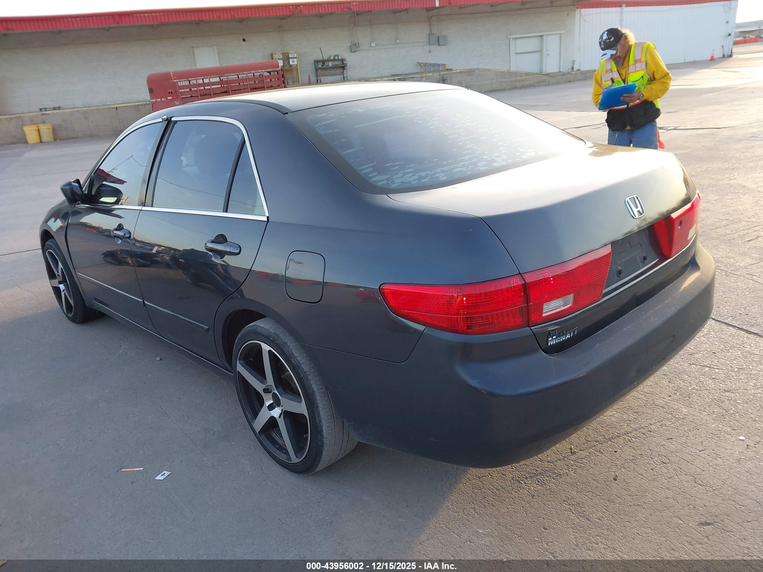 HONDA ACCORD image 3