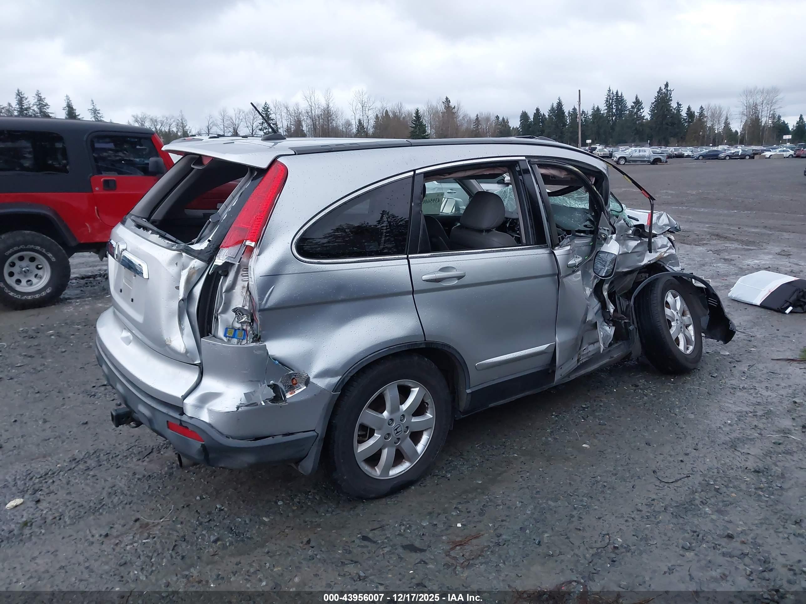 HONDA CR-V image 4