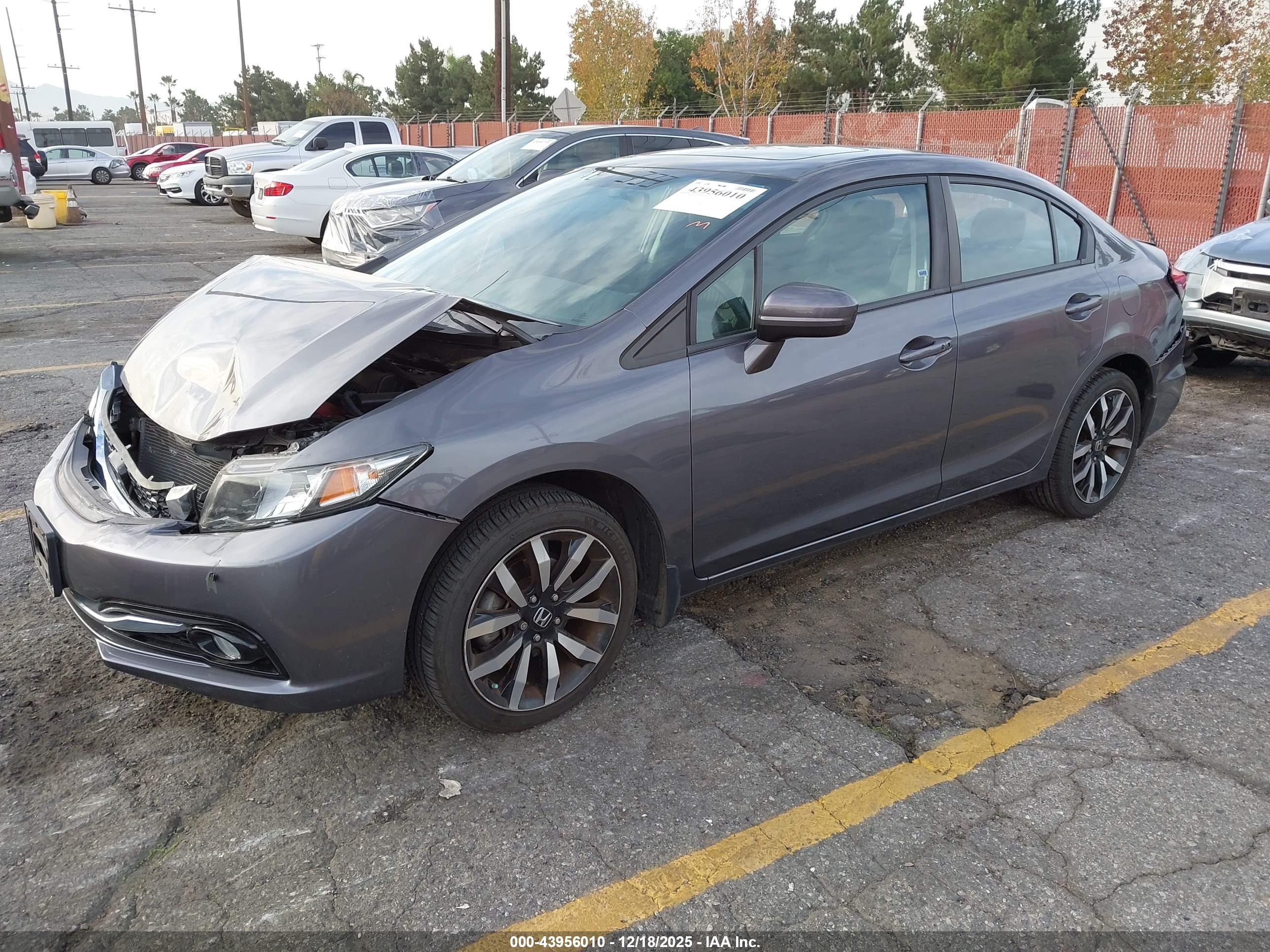 HONDA CIVIC image 2