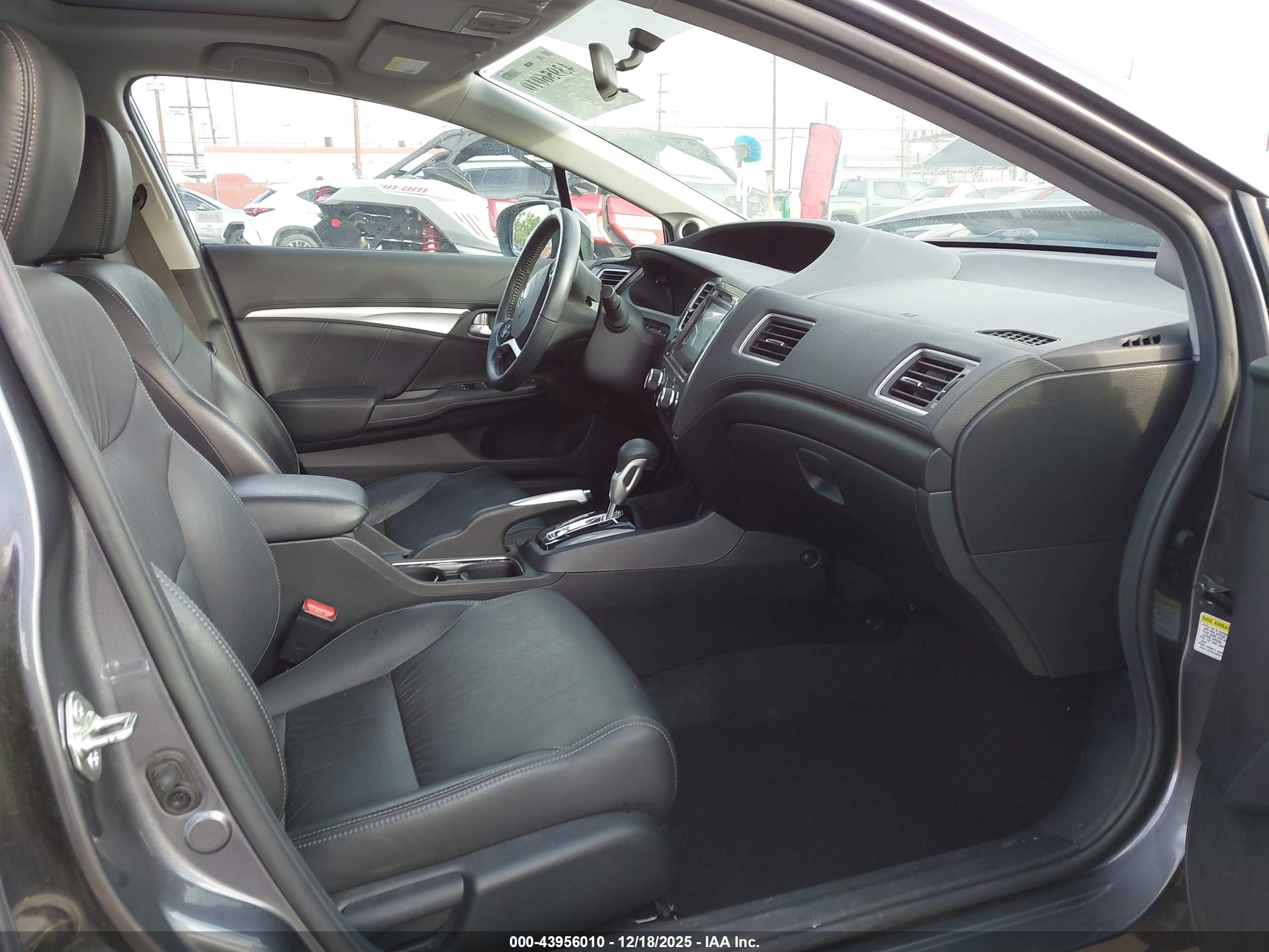 HONDA CIVIC image 5