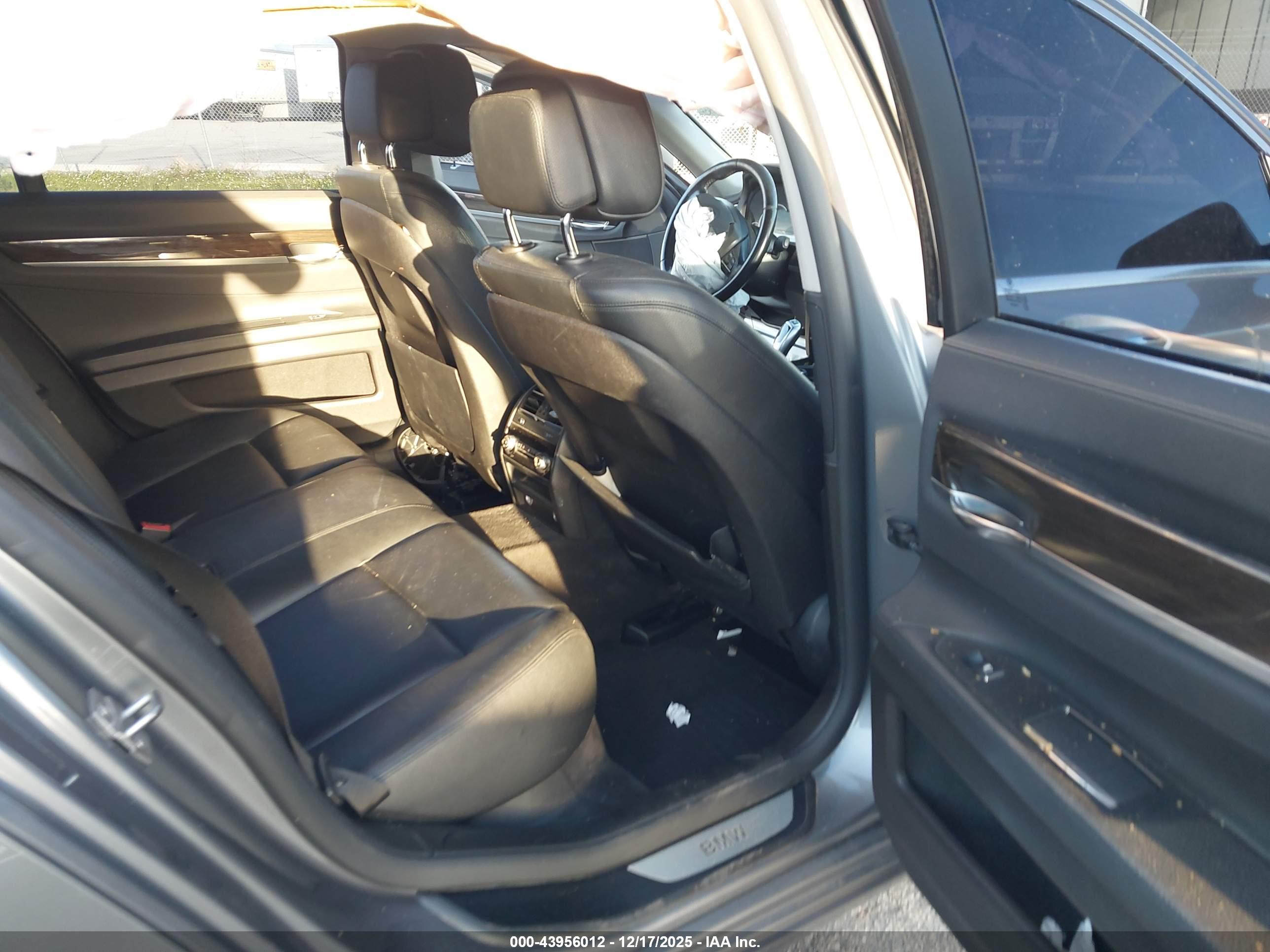 BMW 740I image 8