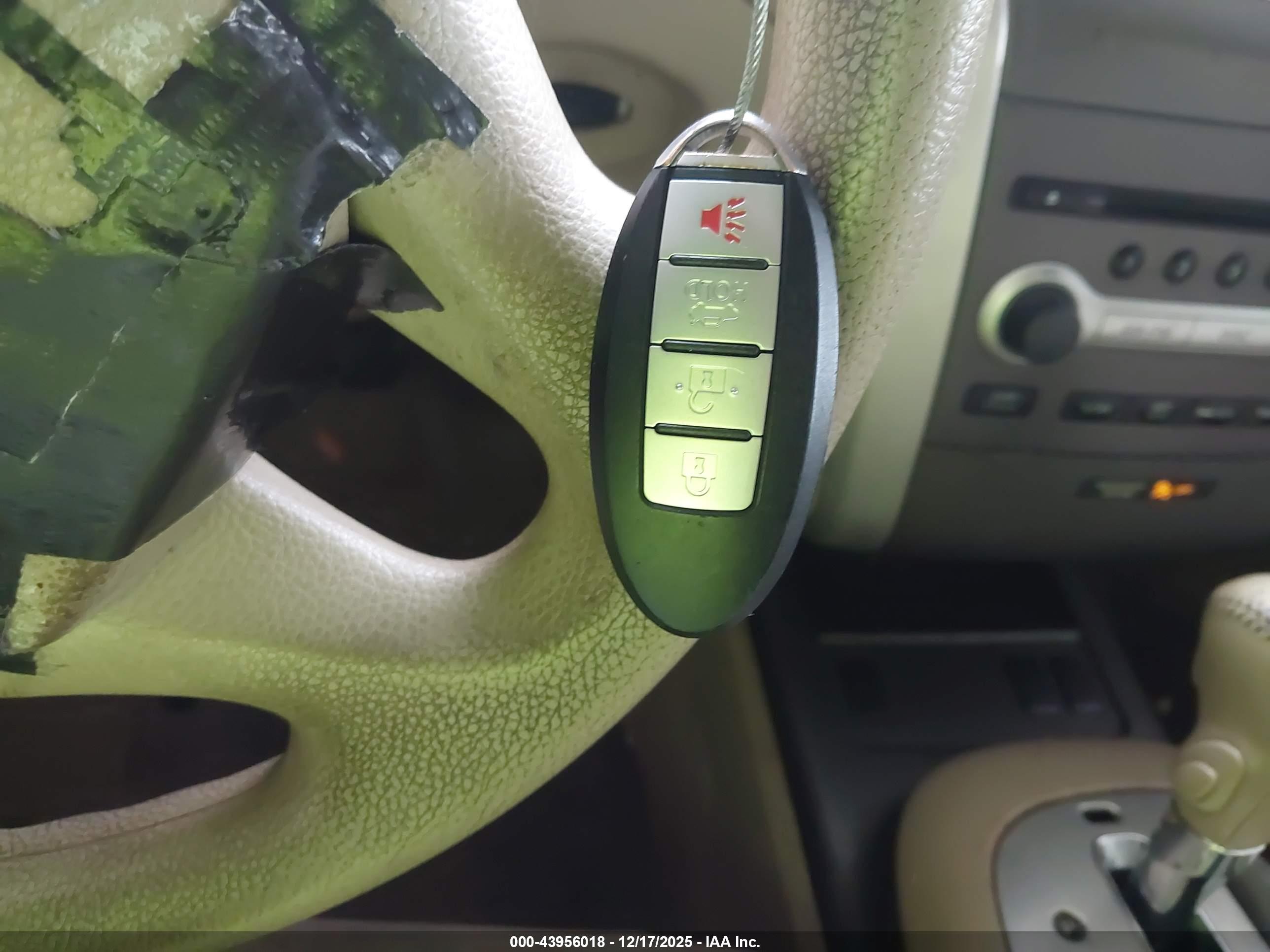 NISSAN MURANO image 11