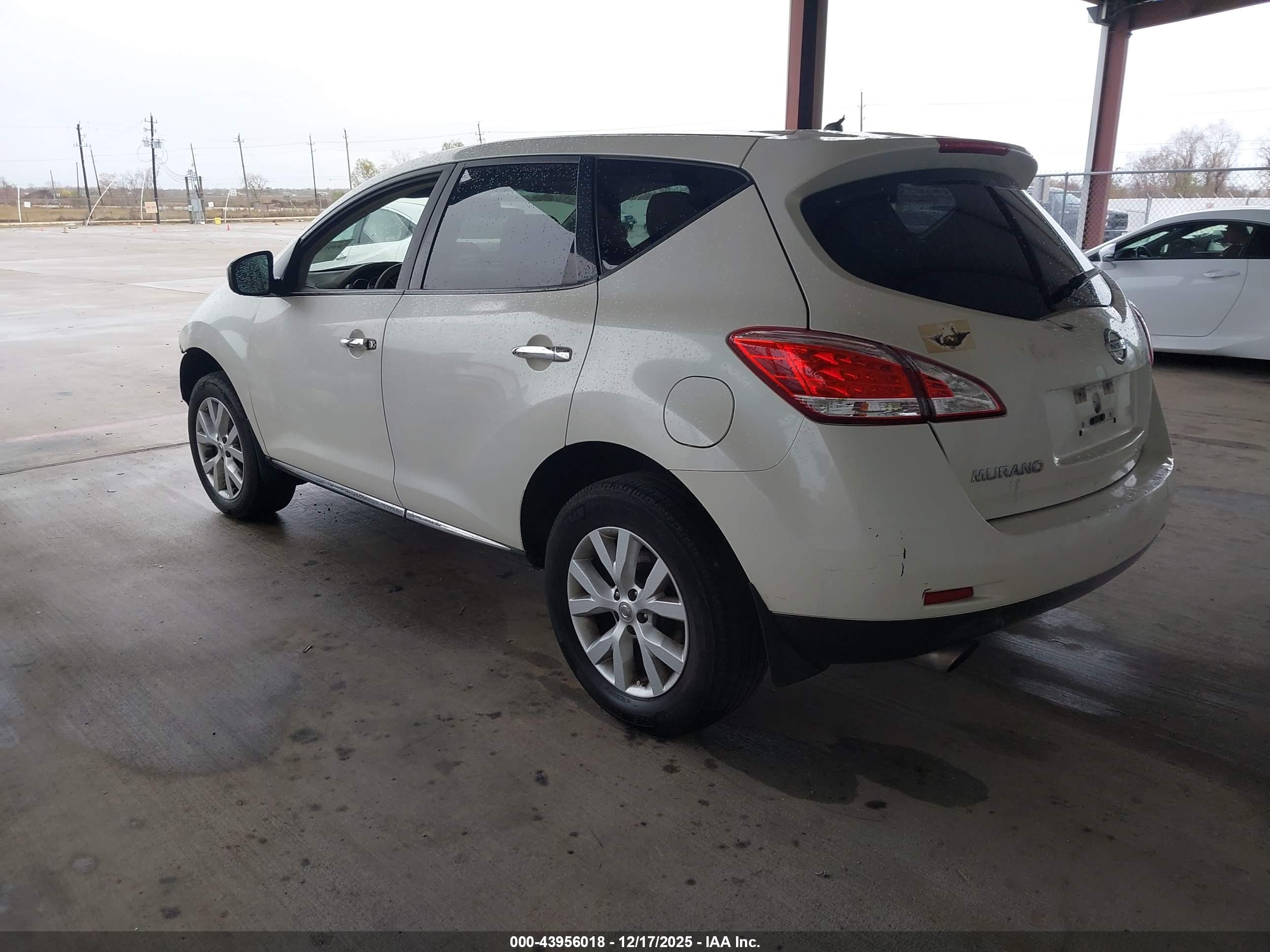 NISSAN MURANO image 3