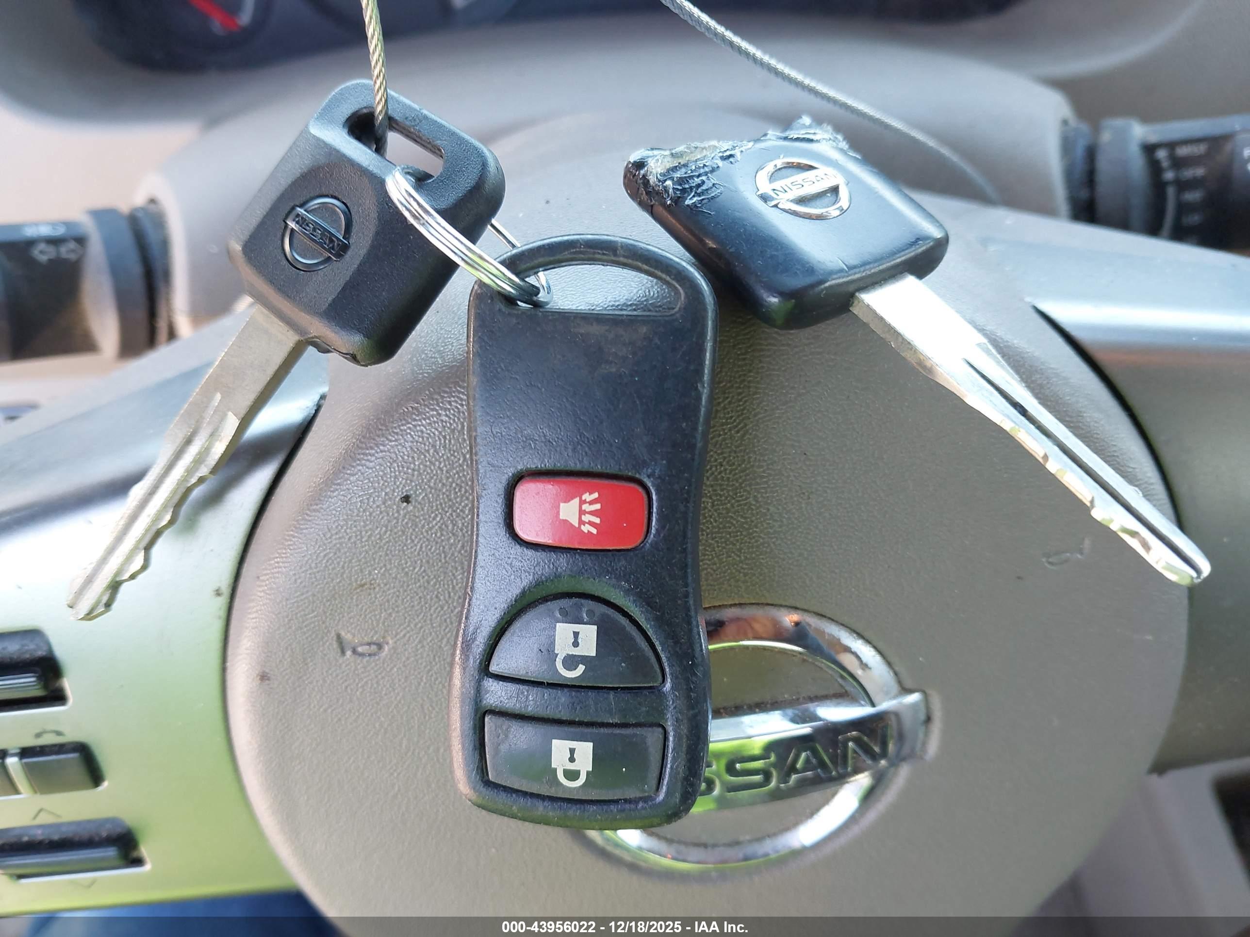 NISSAN FRONTIER image 11