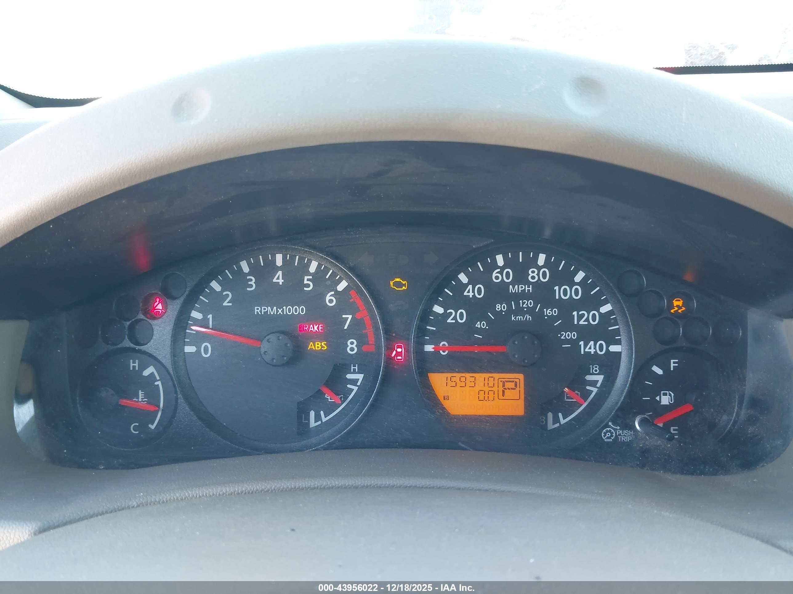 NISSAN FRONTIER image 7