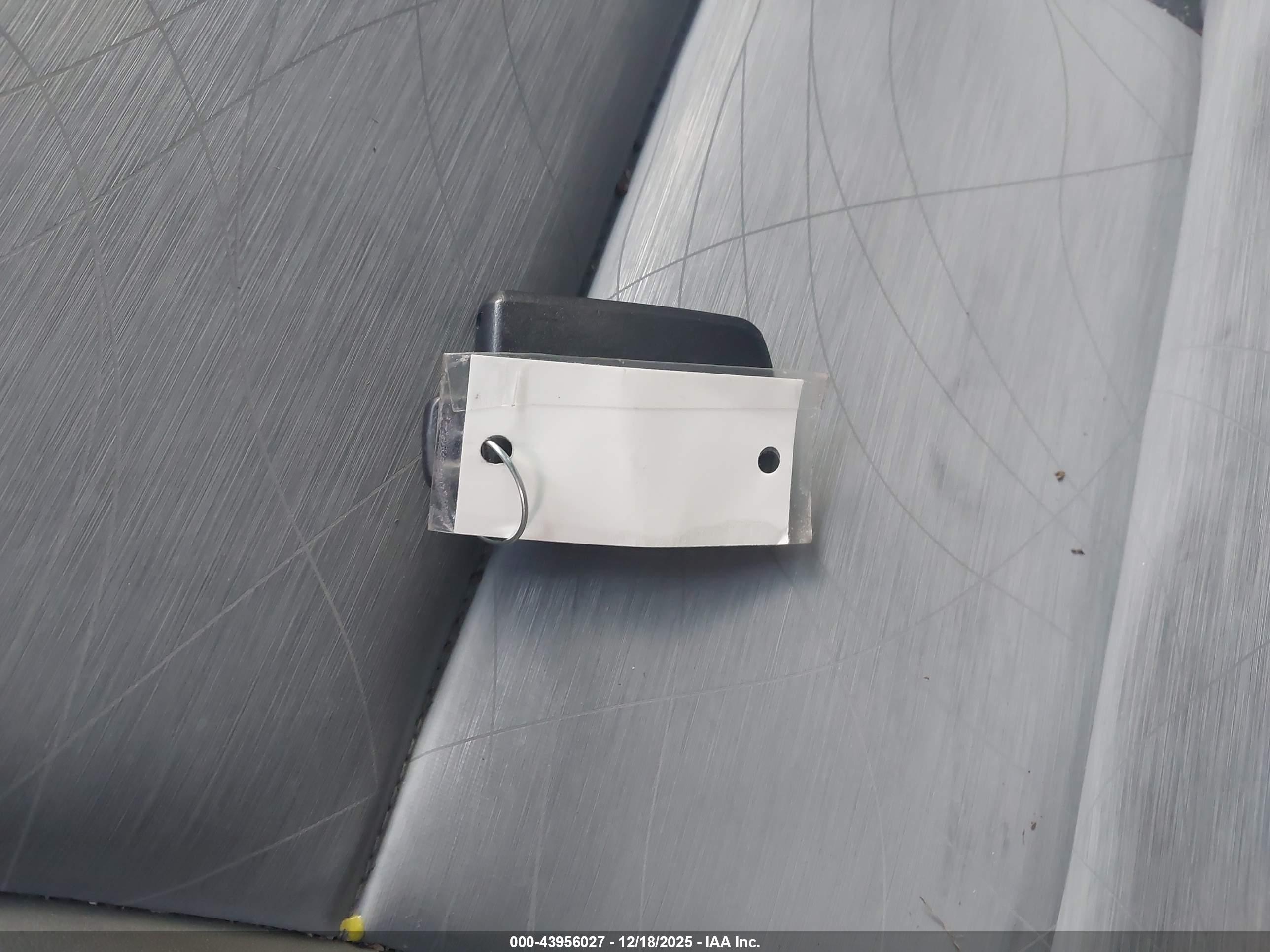 TOYOTA PRIUS image 11