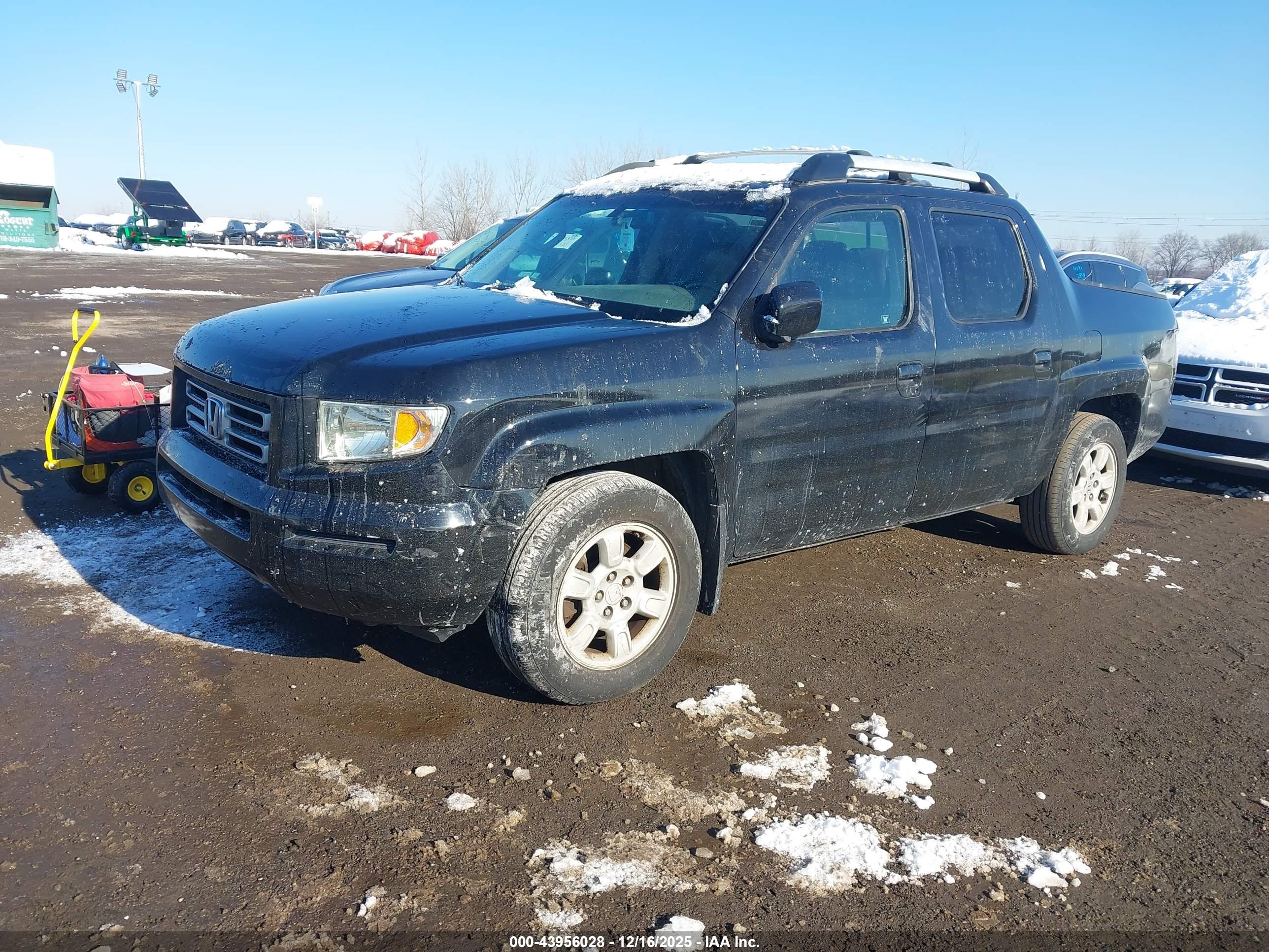 HONDA RIDGELINE image 2