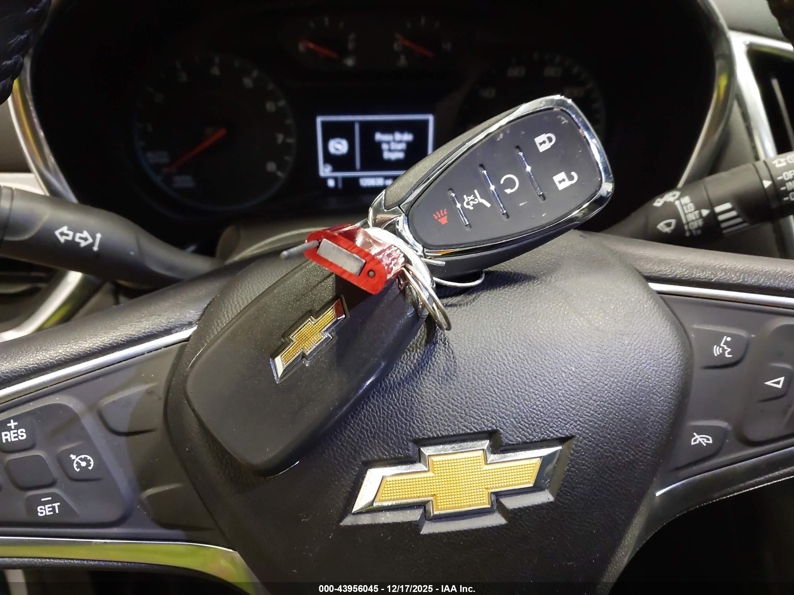 CHEVROLET EQUINOX image 11