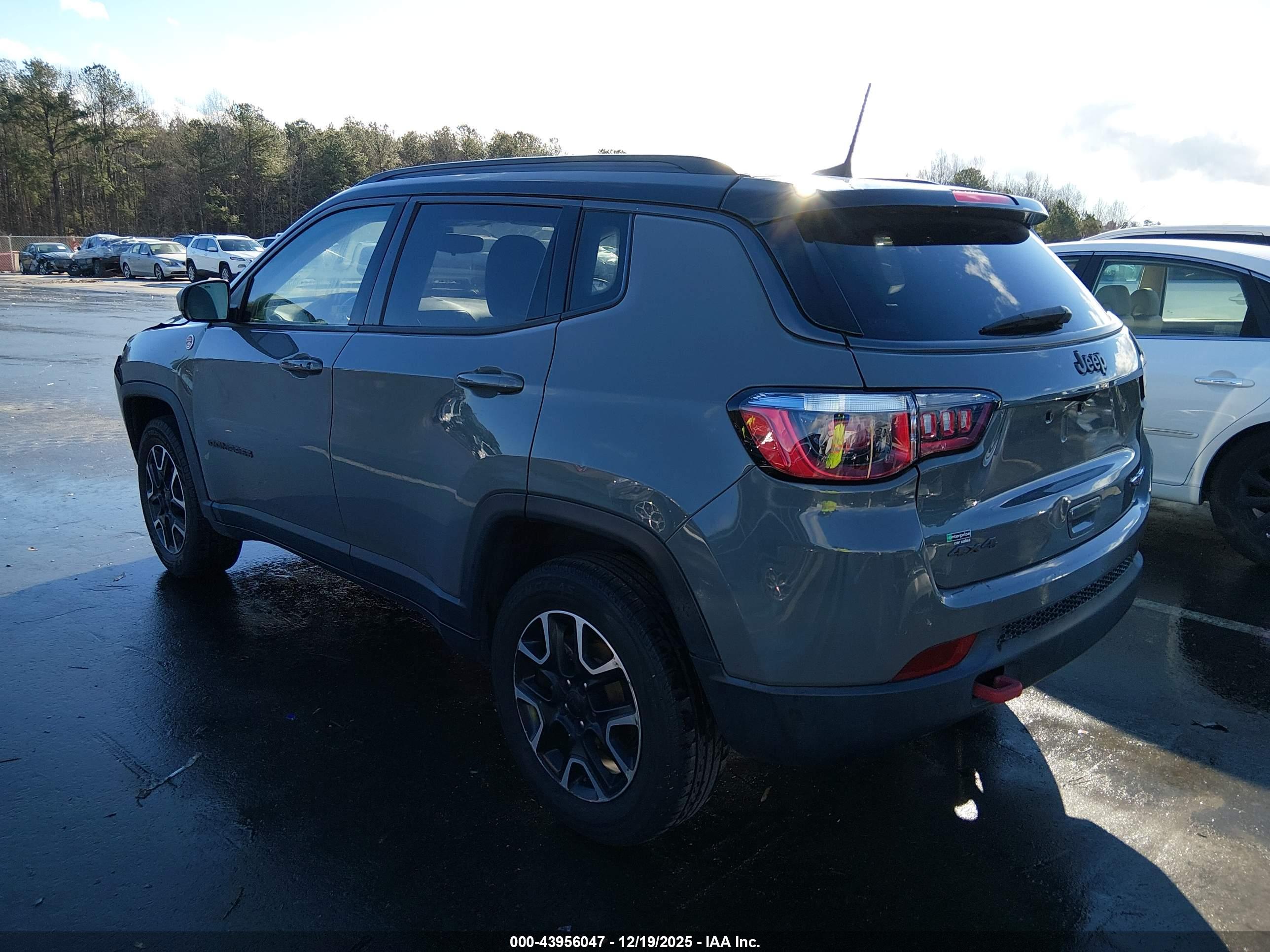 JEEP COMPASS image 3