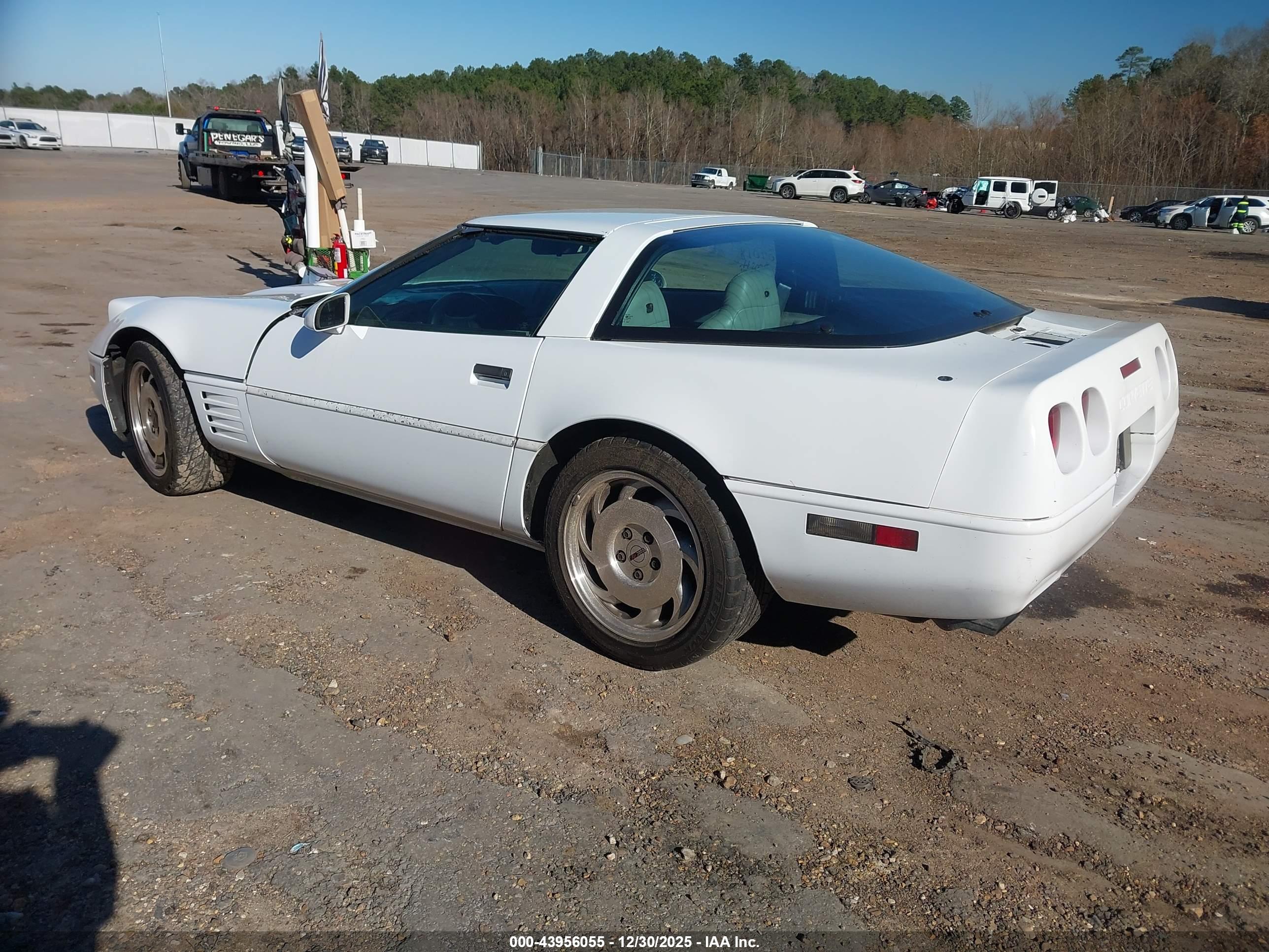 CHEVROLET CORVETTE image 3