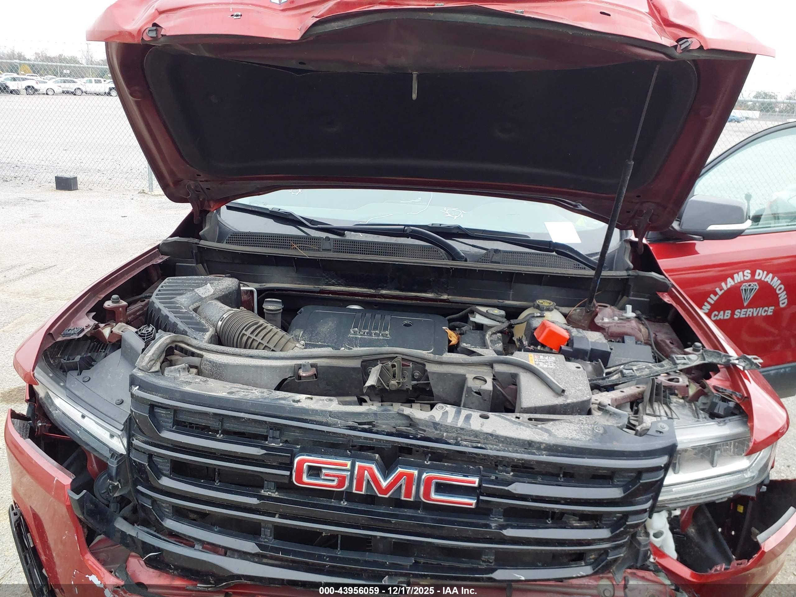 GMC ACADIA image 10