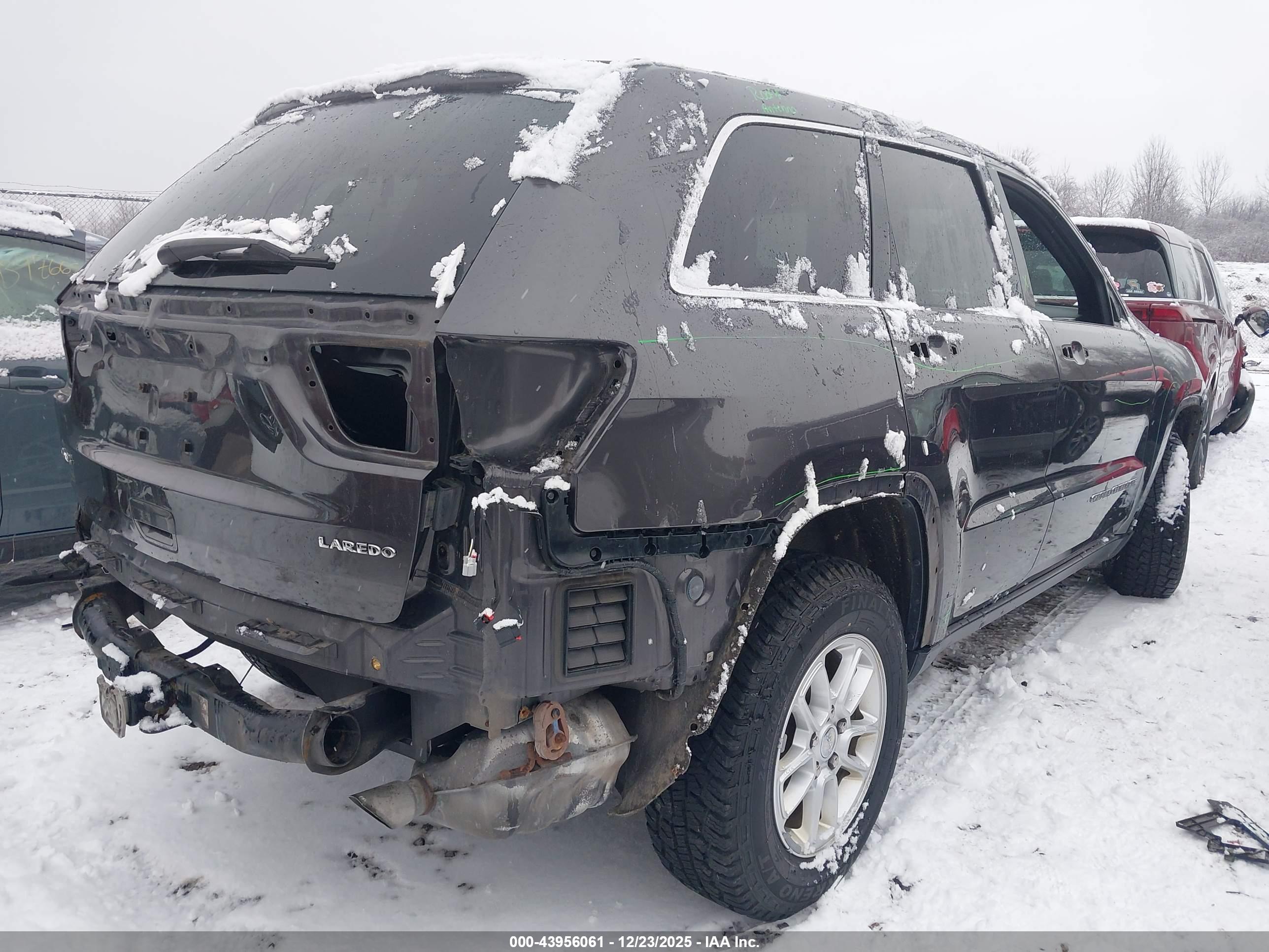 JEEP GRAND image 4