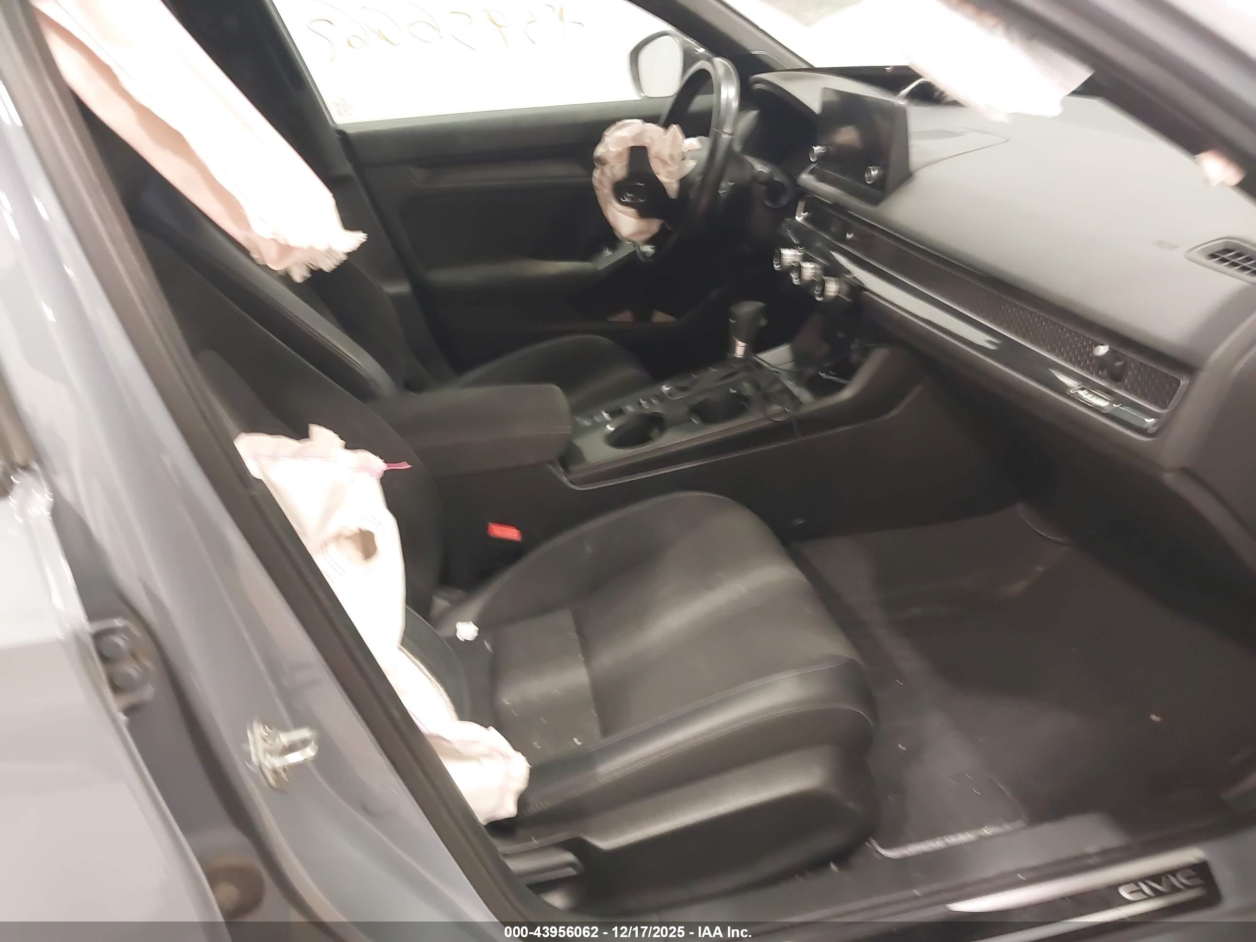 HONDA CIVIC image 5