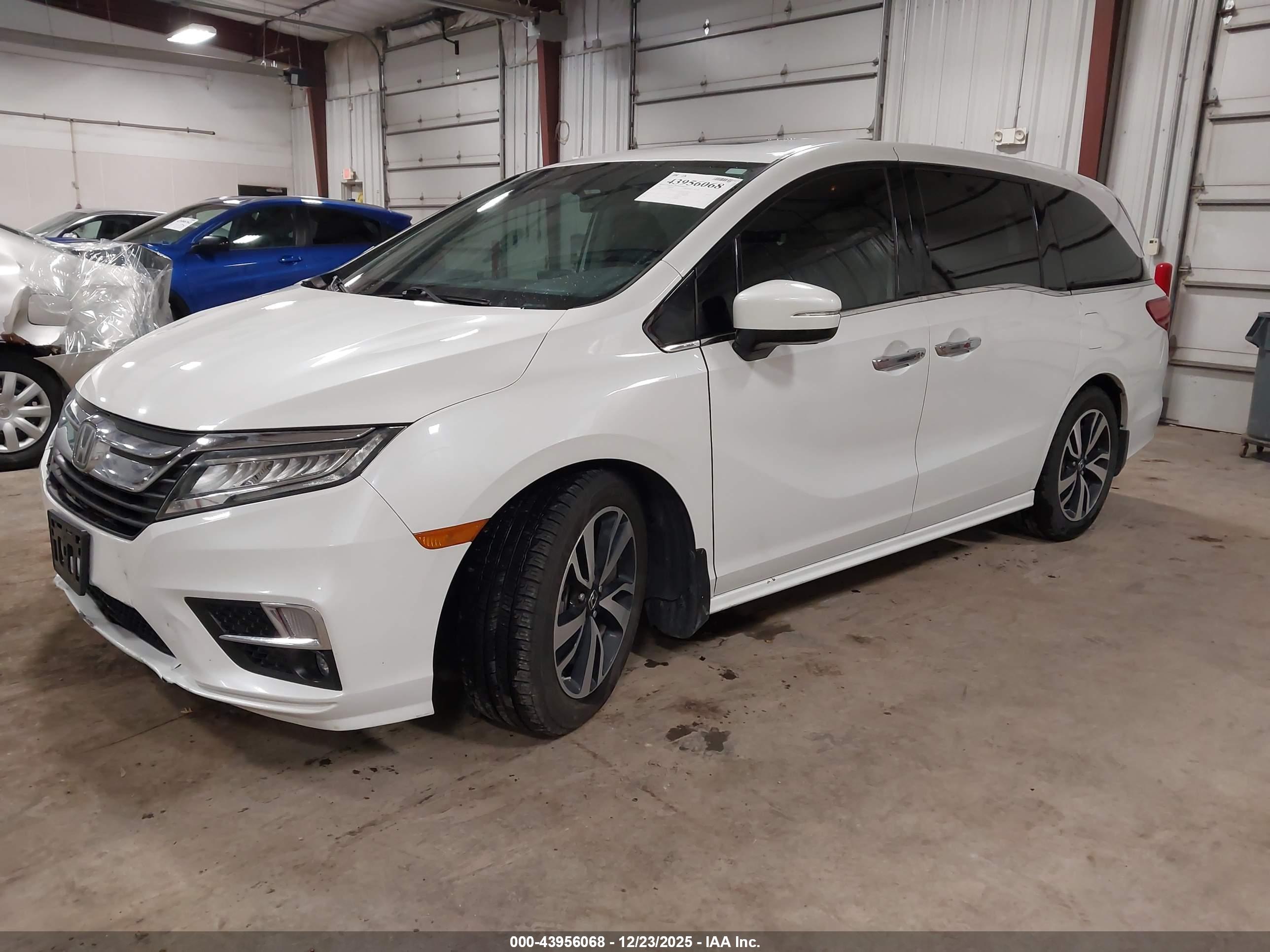 HONDA ODYSSEY image 2