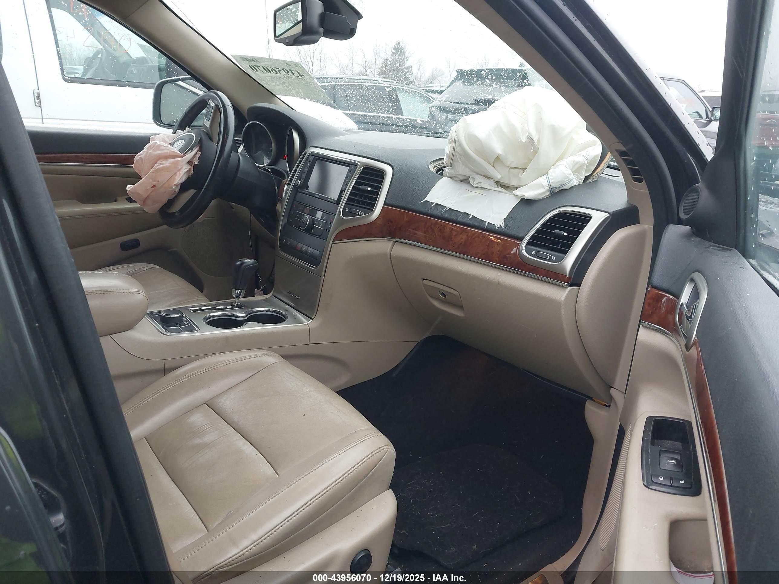 JEEP GRAND image 5