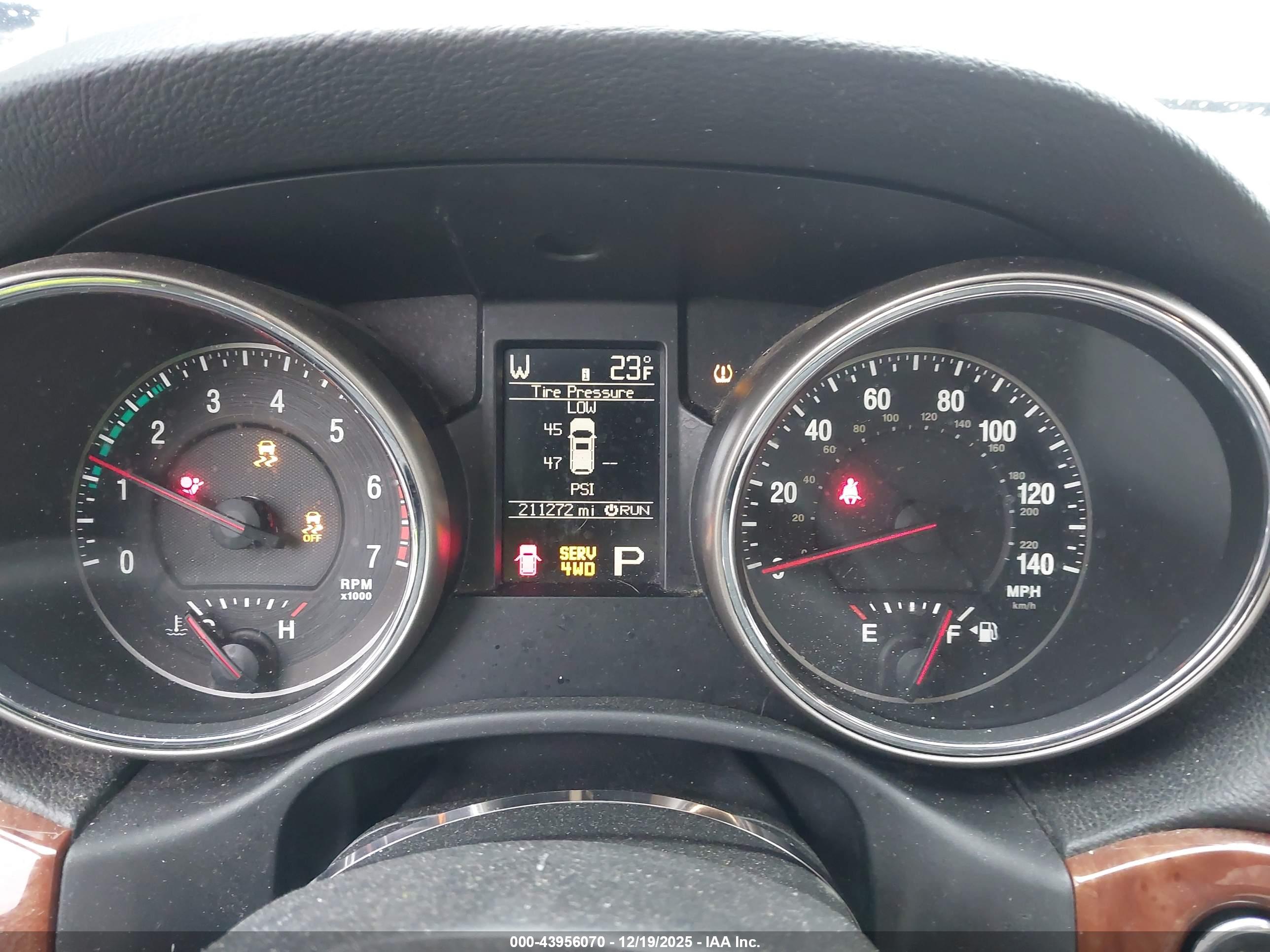 JEEP GRAND image 7