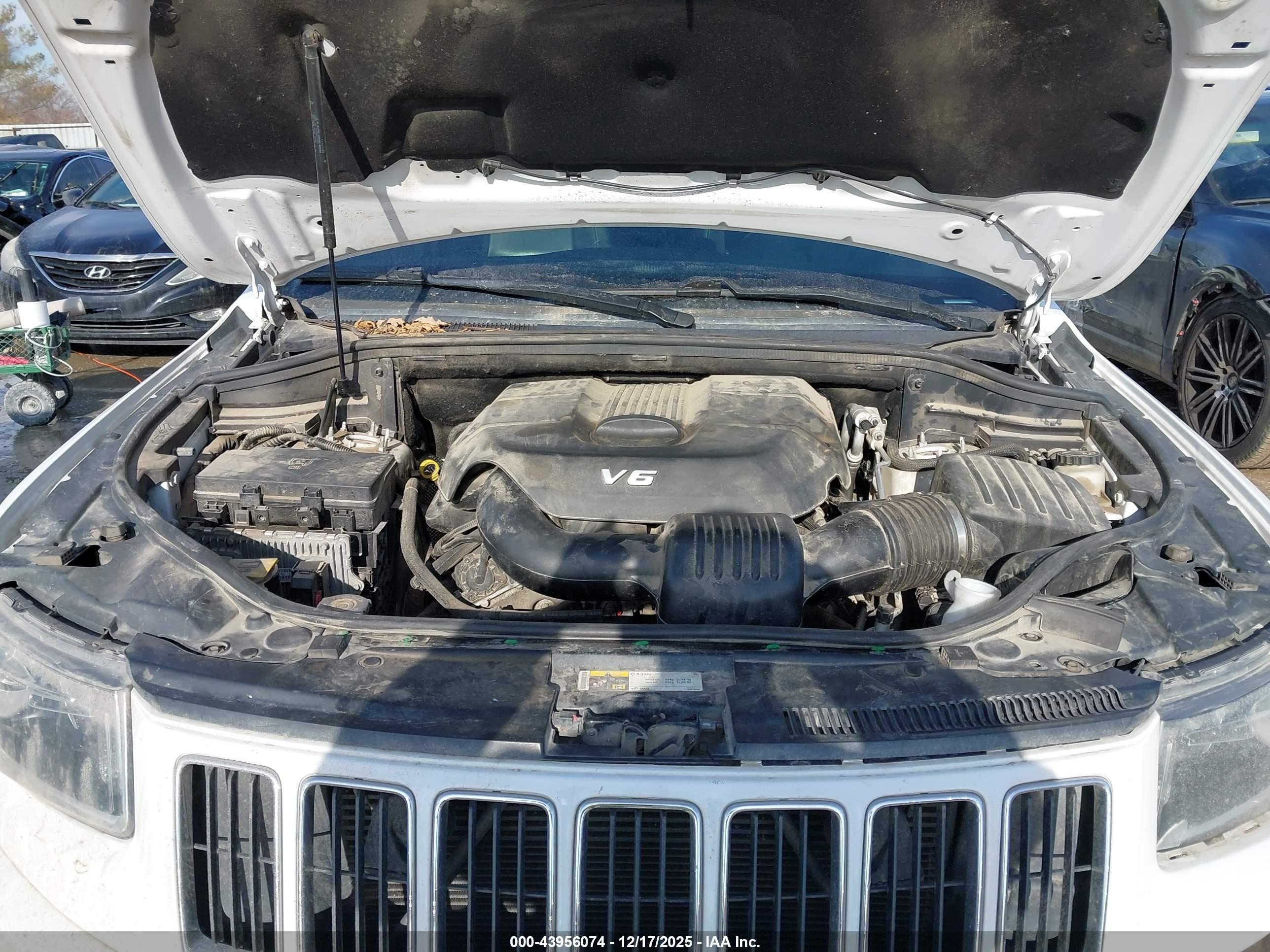 JEEP GRAND image 10