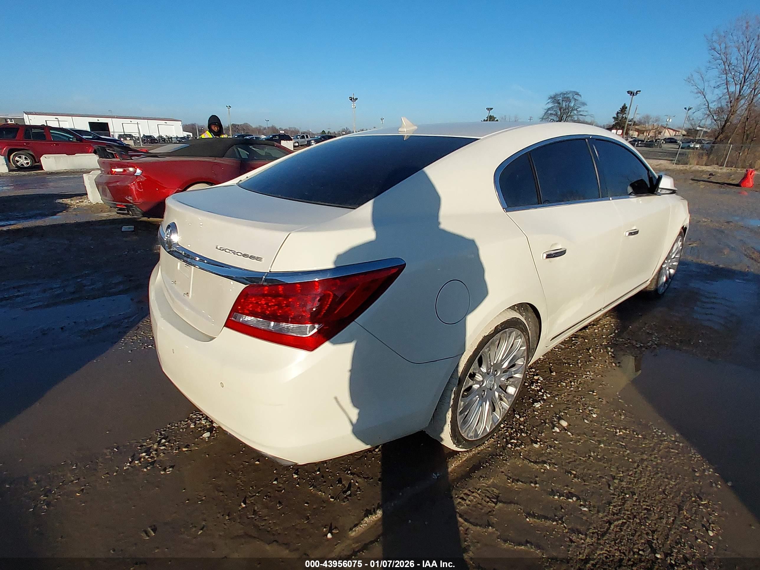 BUICK LACROSSE image 4