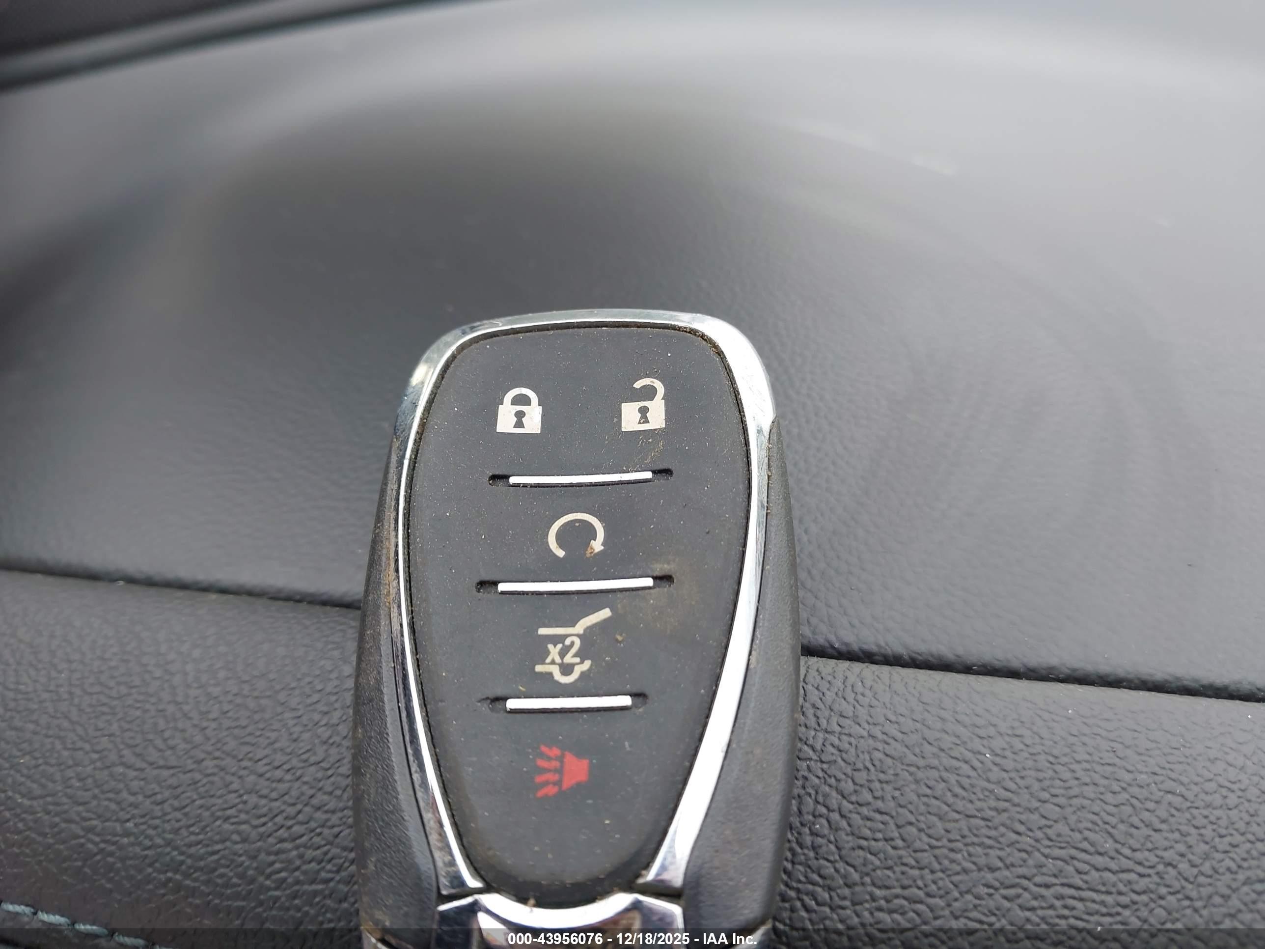 CHEVROLET BLAZER image 11