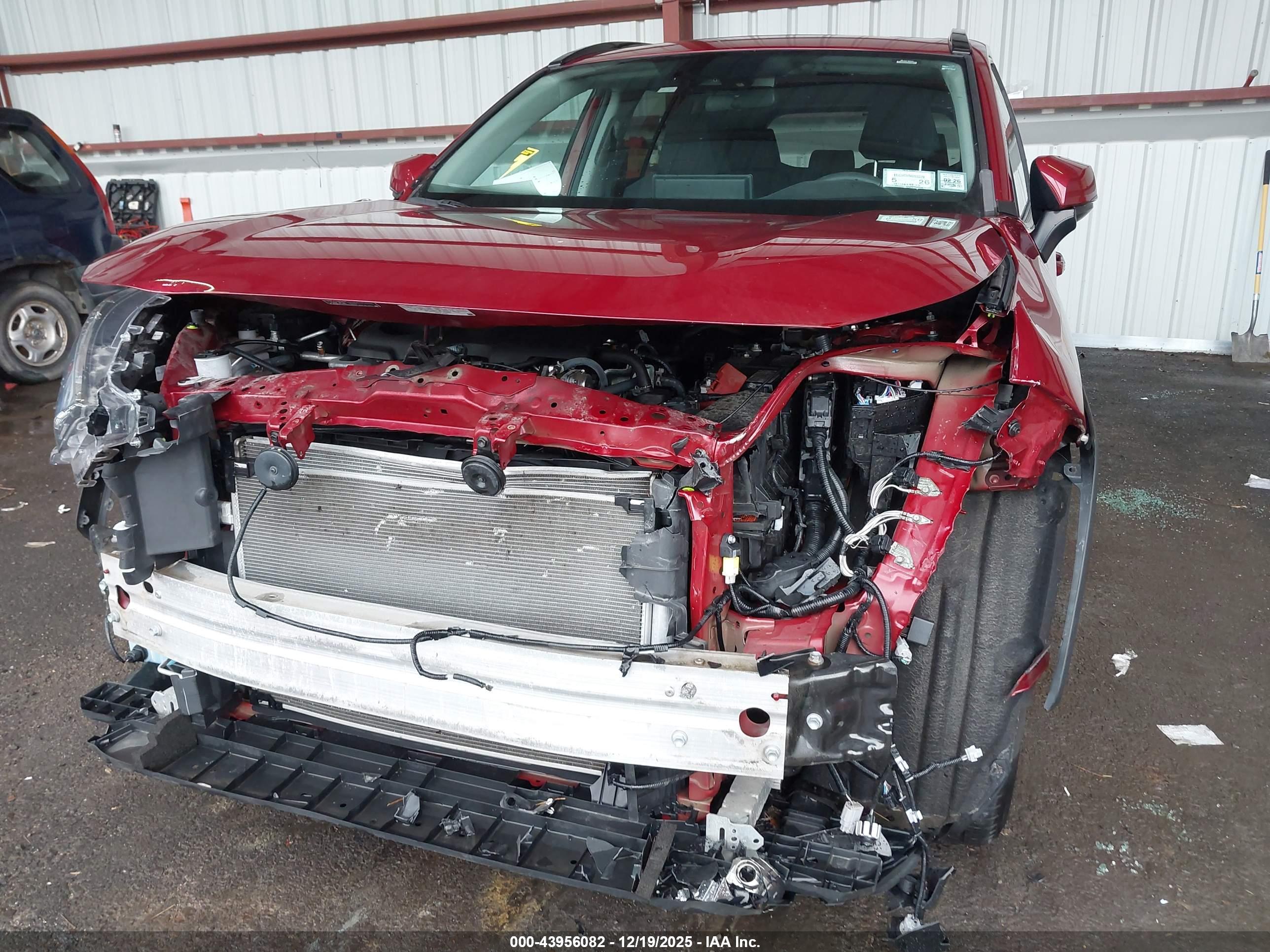 TOYOTA RAV4 image 6