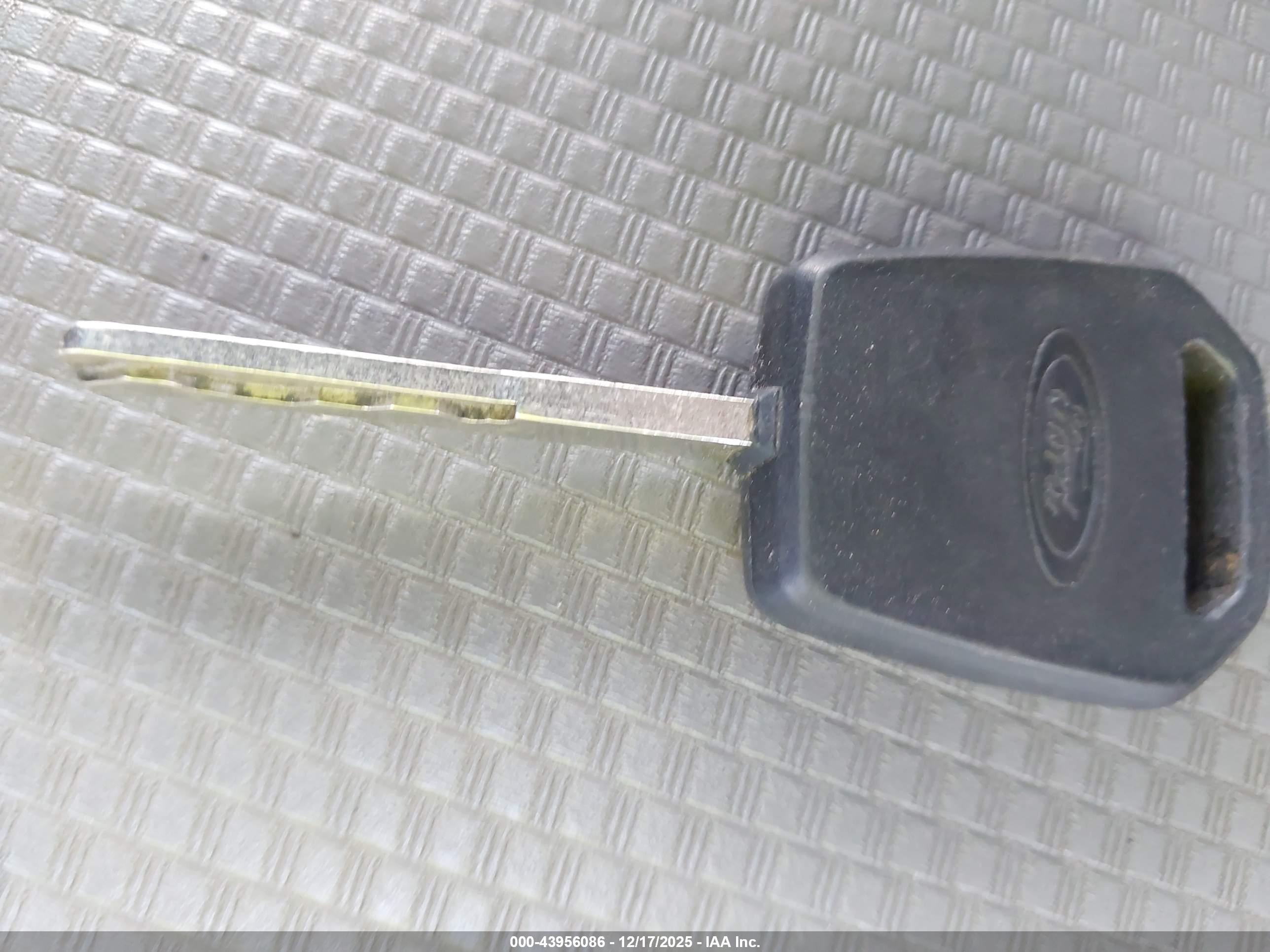 FORD F-150 image 11