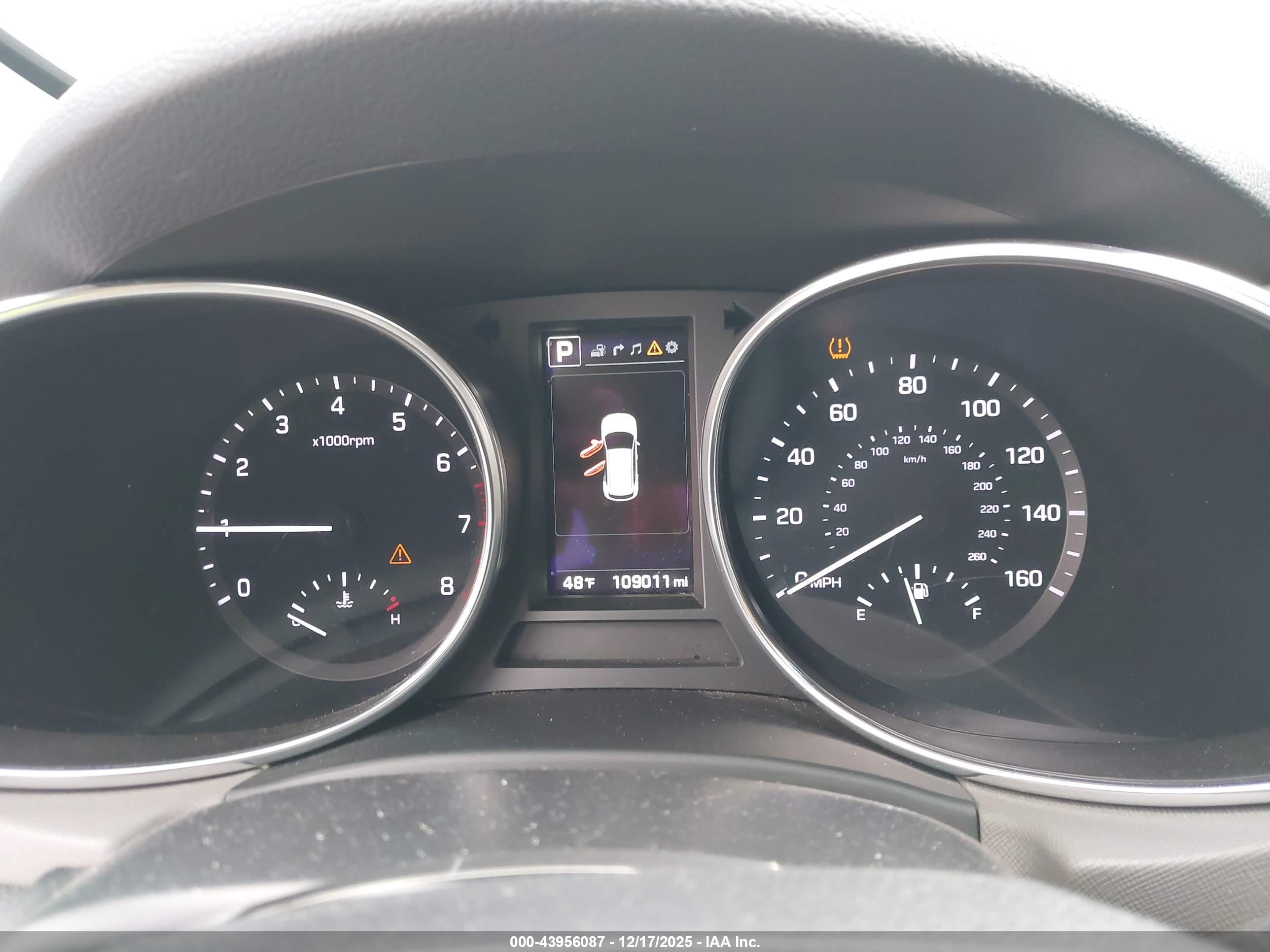 HYUNDAI SANTA image 7