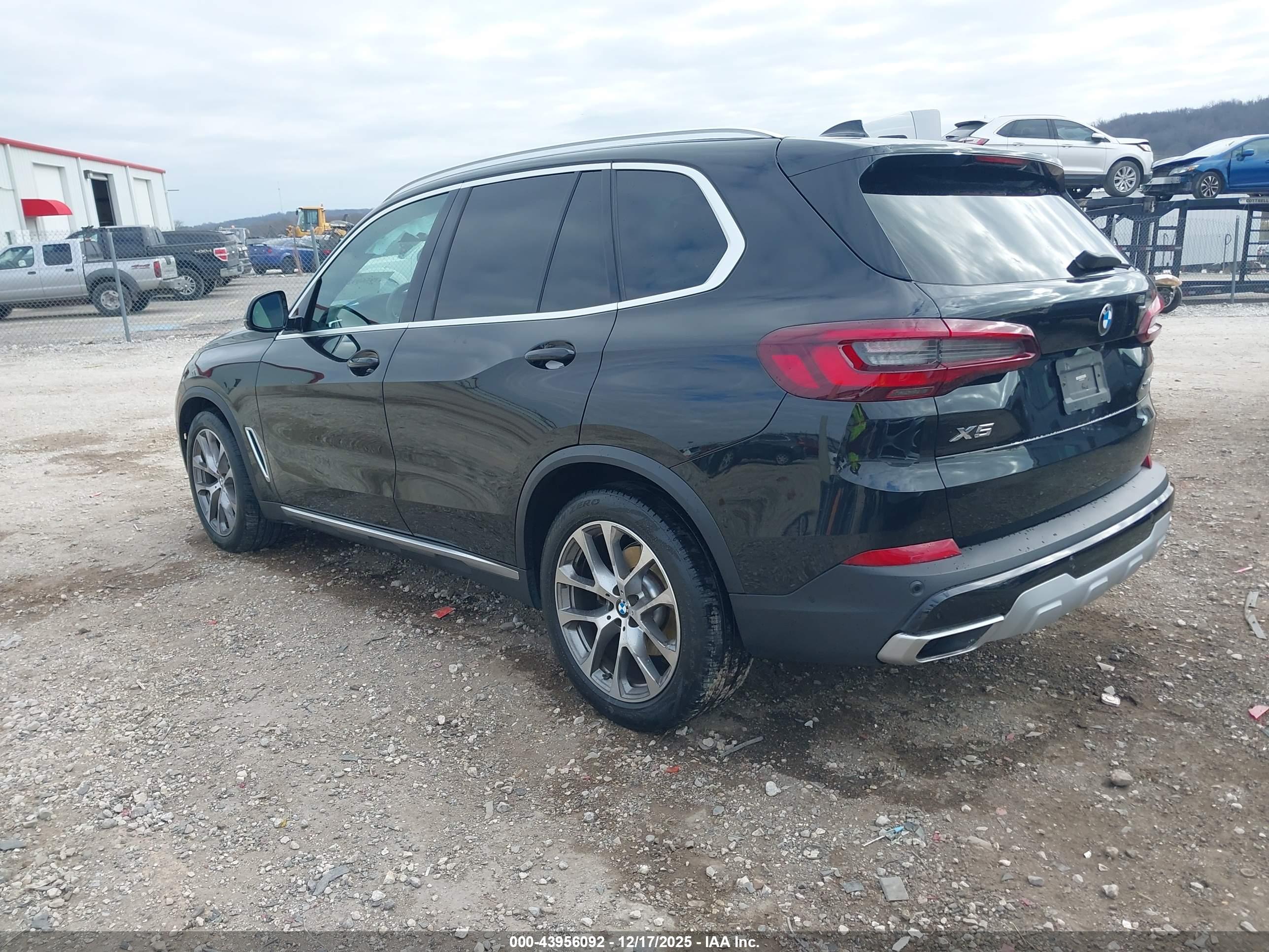 BMW X5 image 3