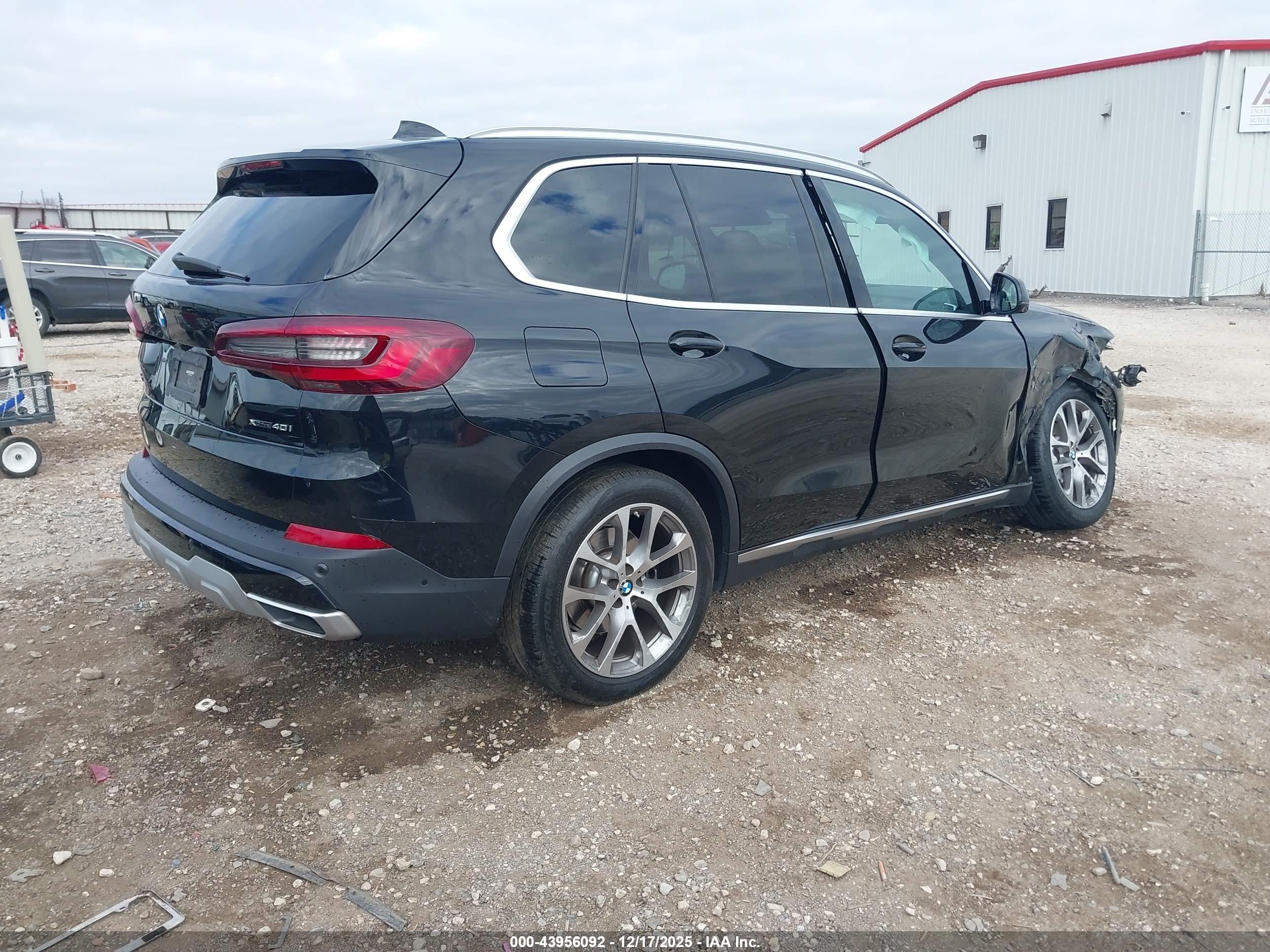 BMW X5 image 4