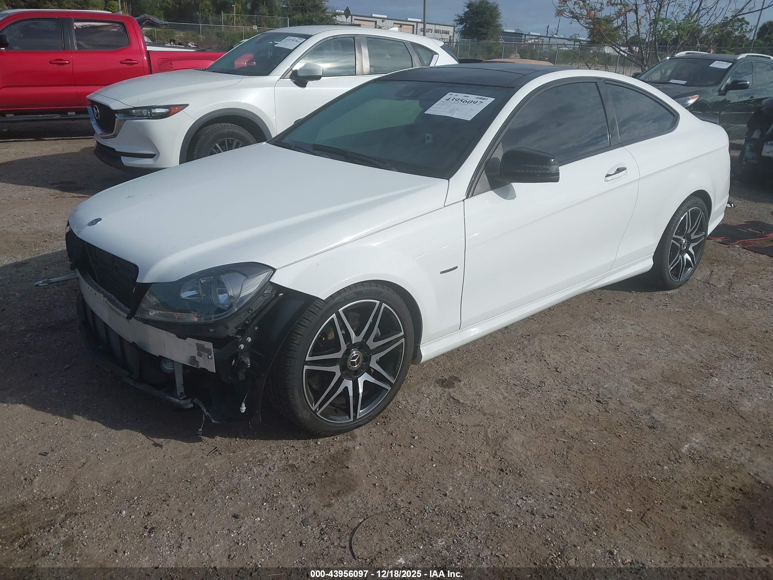 MERCEDES-BENZ C image 2