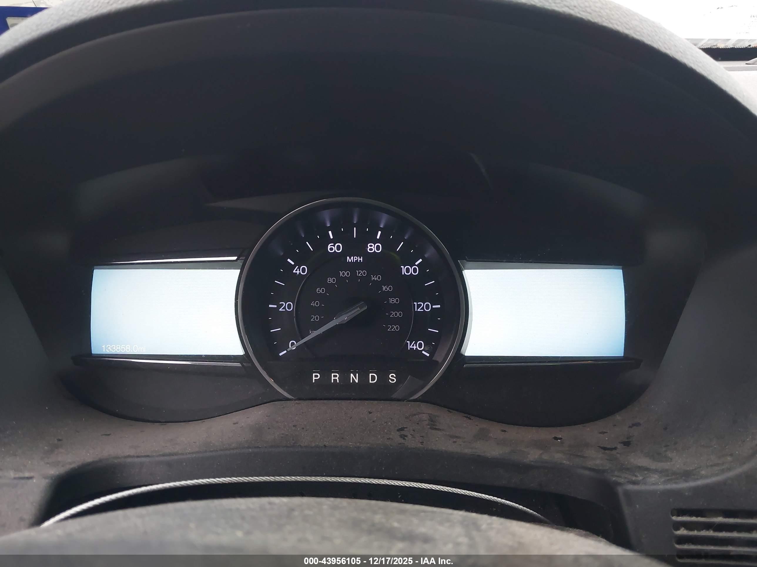 FORD EXPLORER image 7