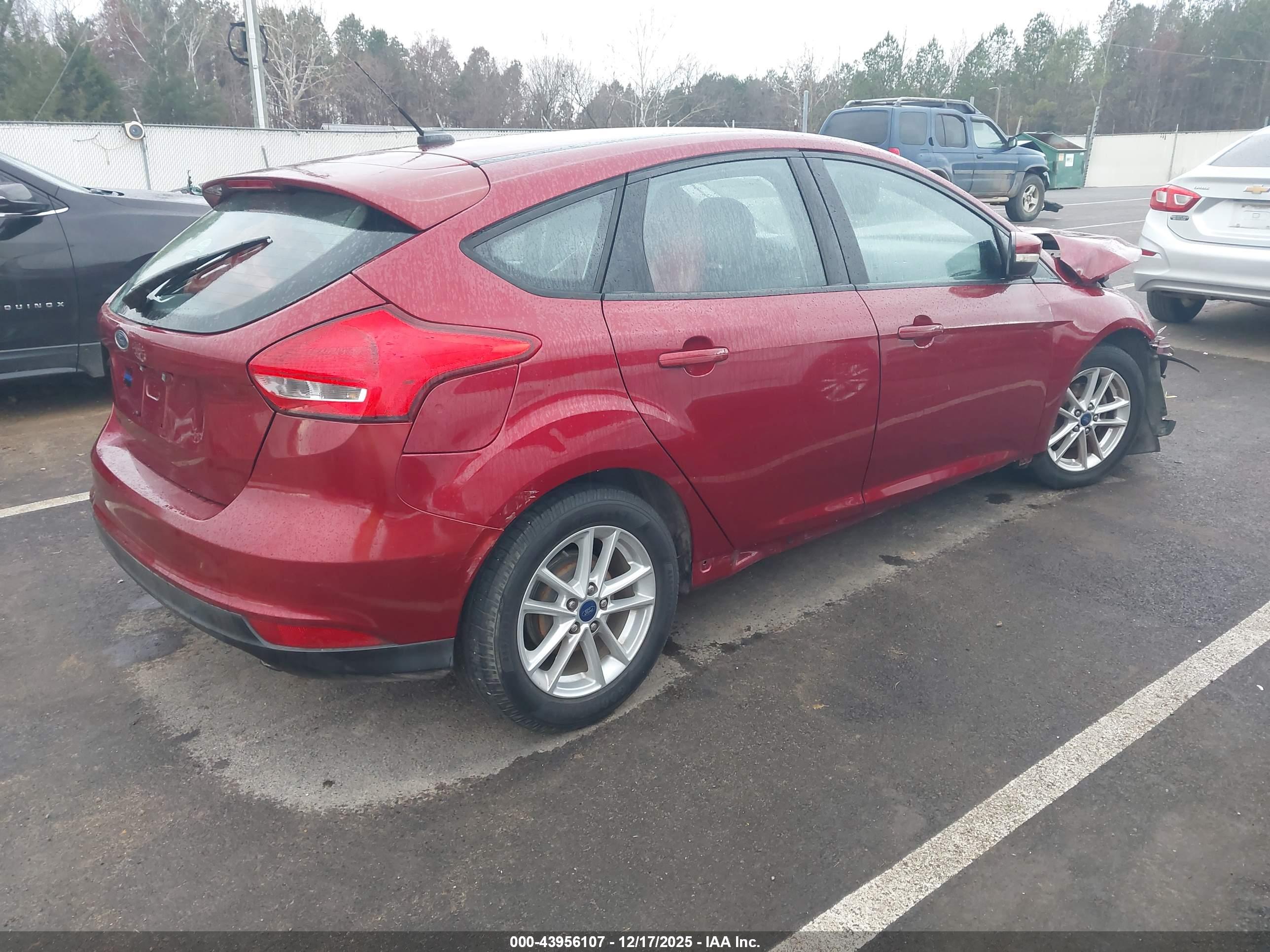 FORD FOCUS image 4