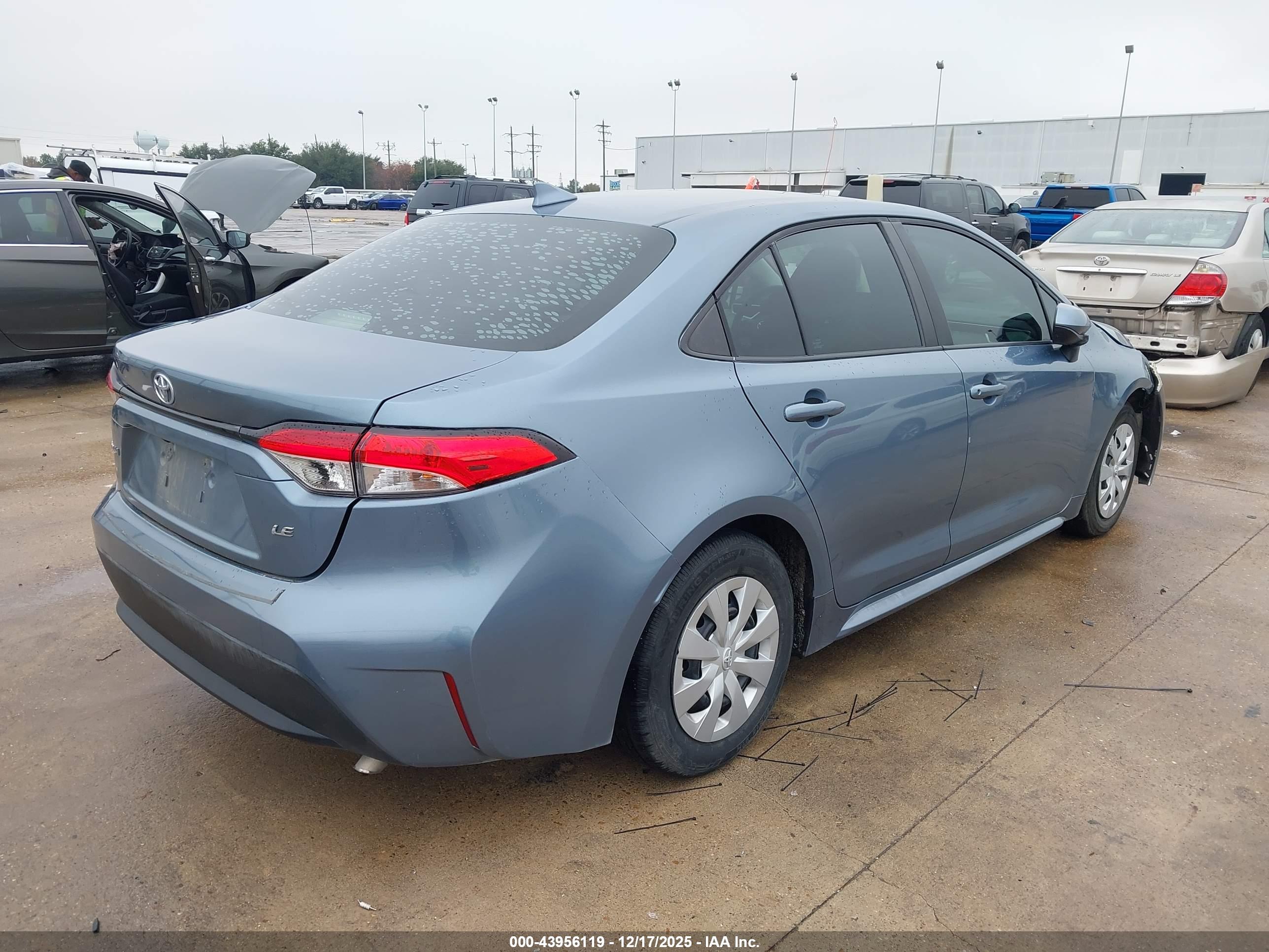 TOYOTA COROLLA image 4