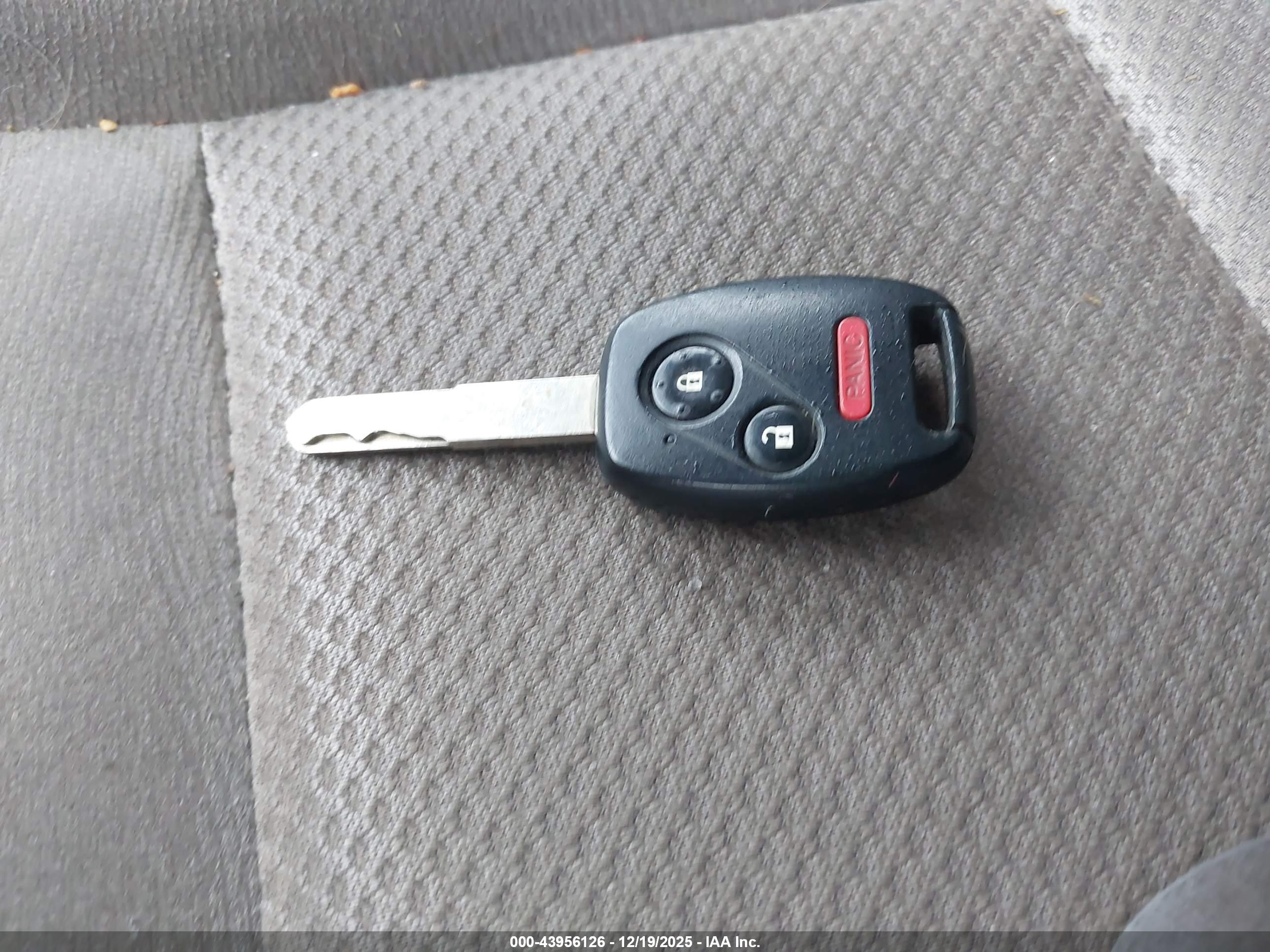 HONDA INSIGHT image 11