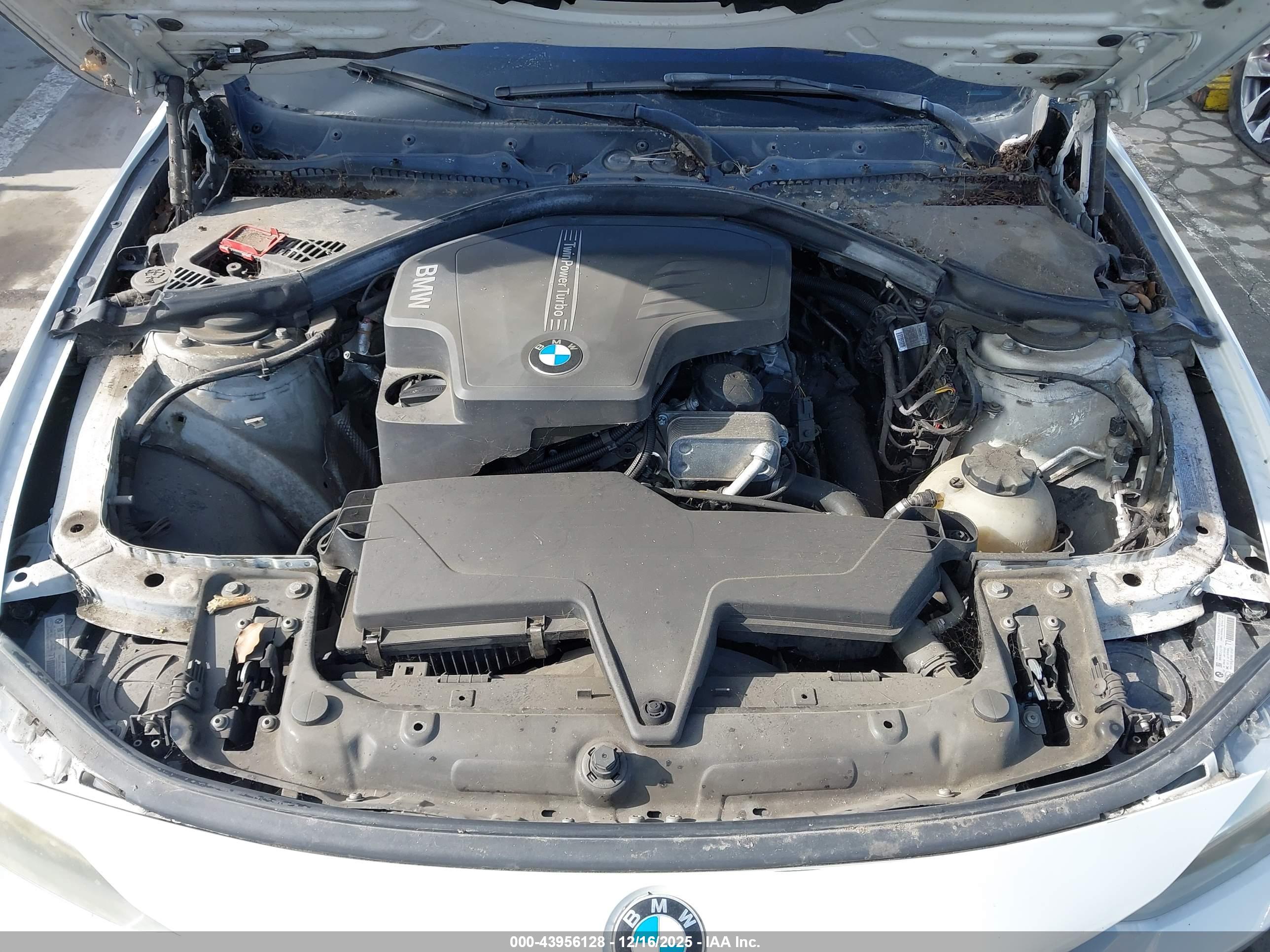 BMW 328I image 10