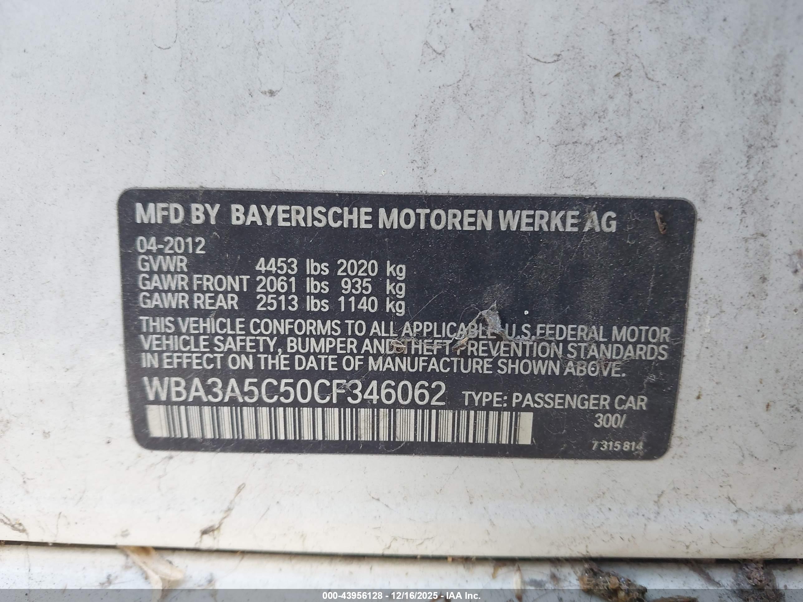 BMW 328I image 9