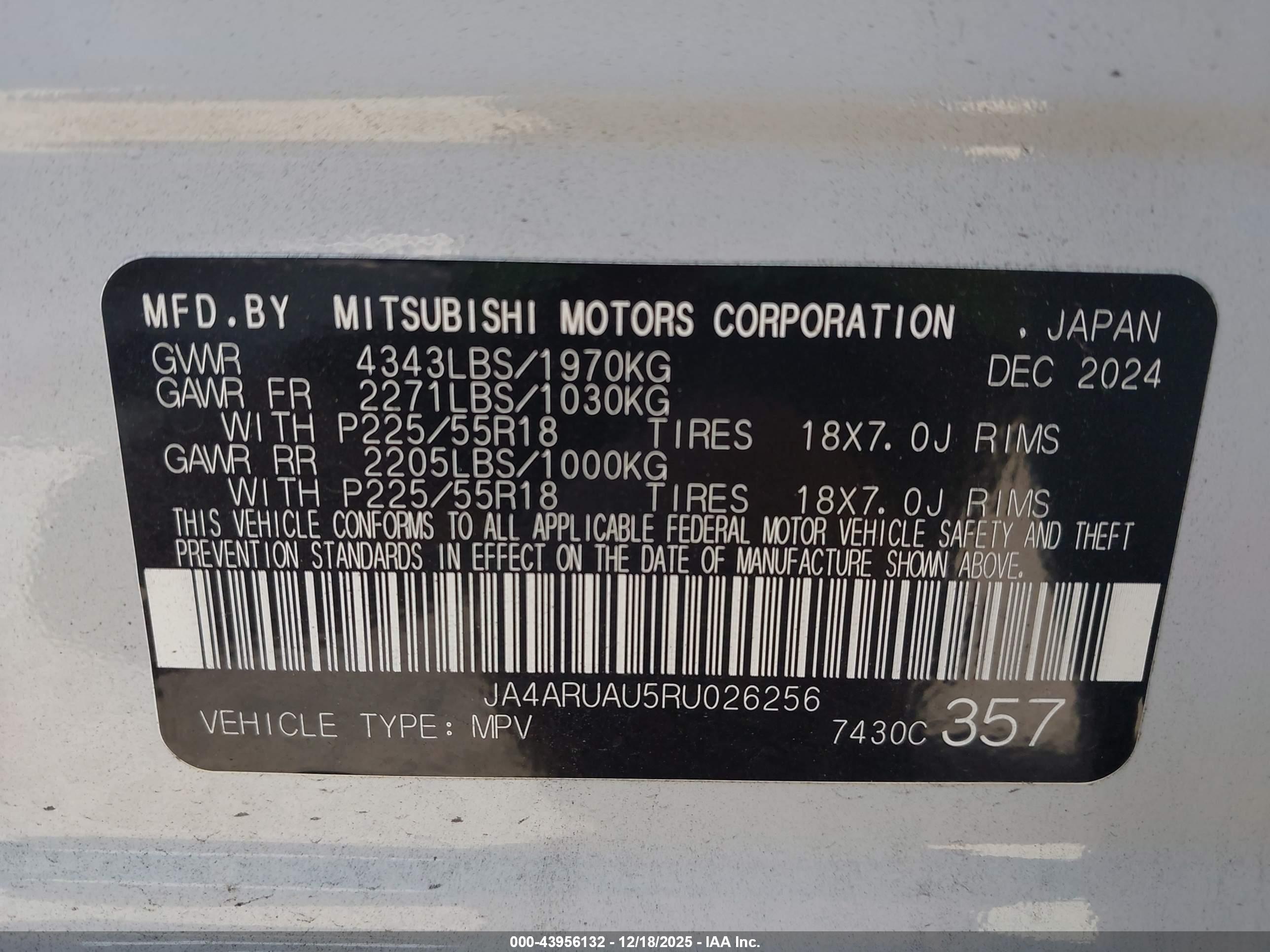 MITSUBISHI OUTLANDER image 9