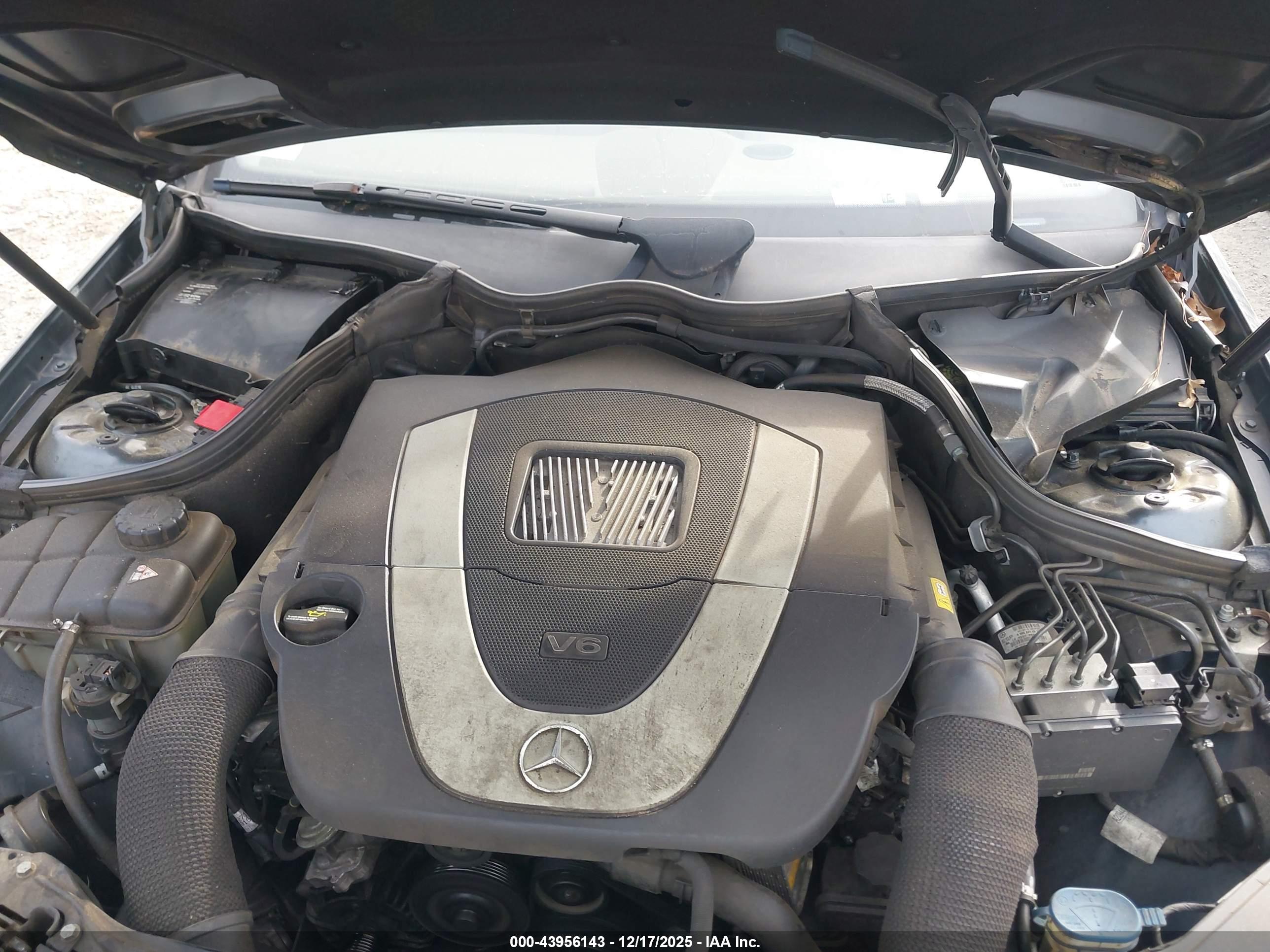 MERCEDES-BENZ CLK image 10
