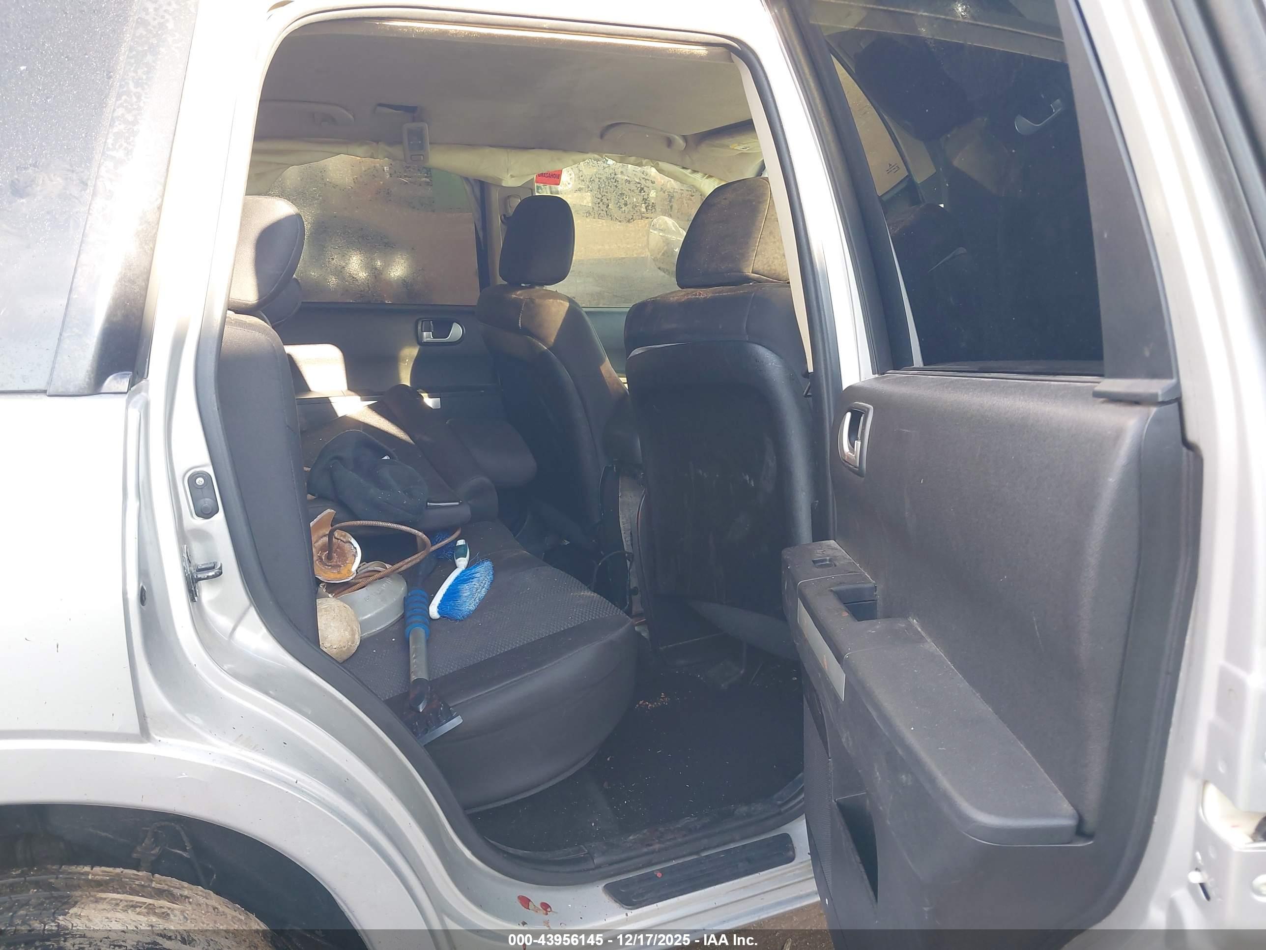 MITSUBISHI ENDEAVOR image 8