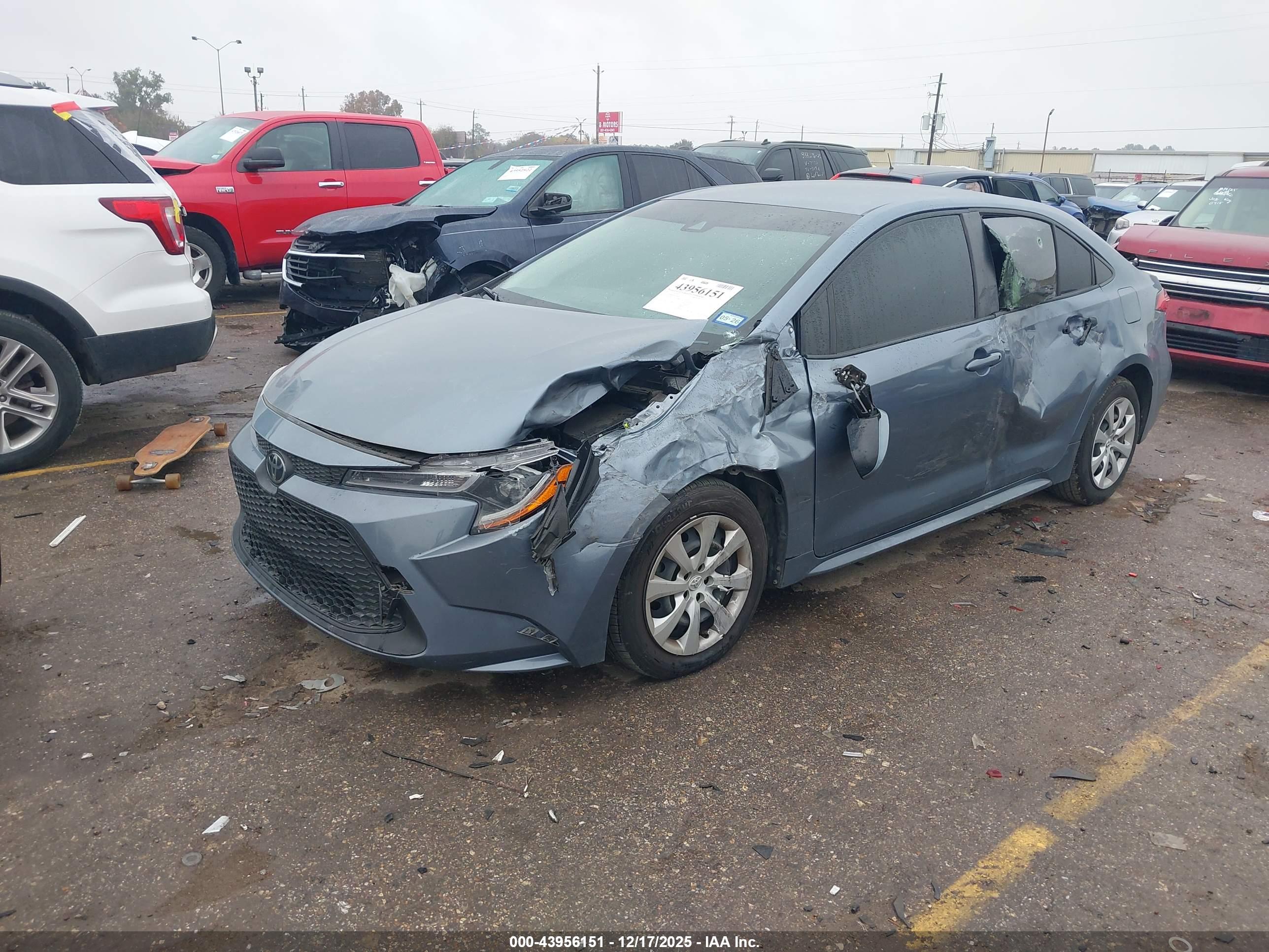 TOYOTA COROLLA image 2