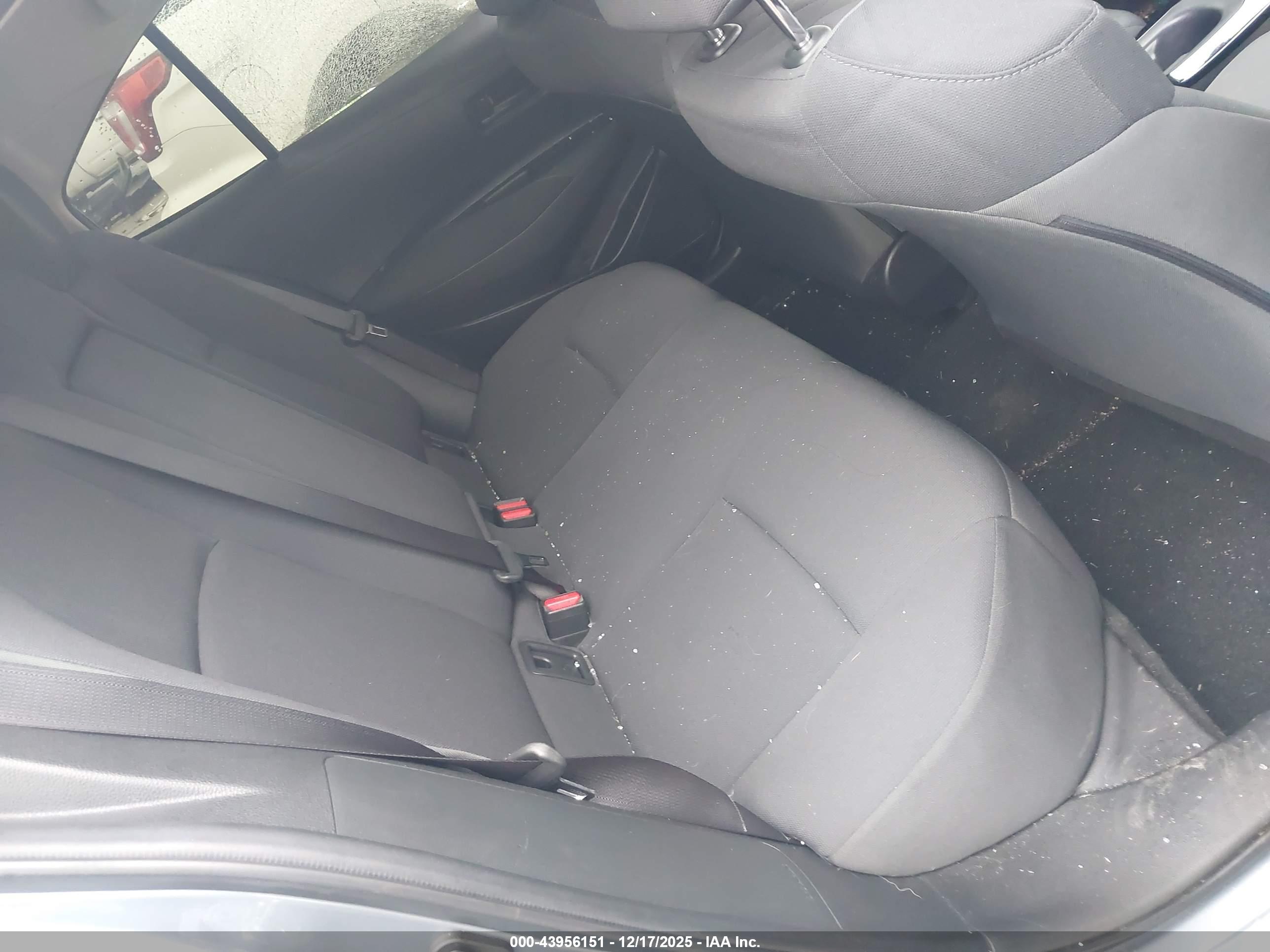 TOYOTA COROLLA image 8