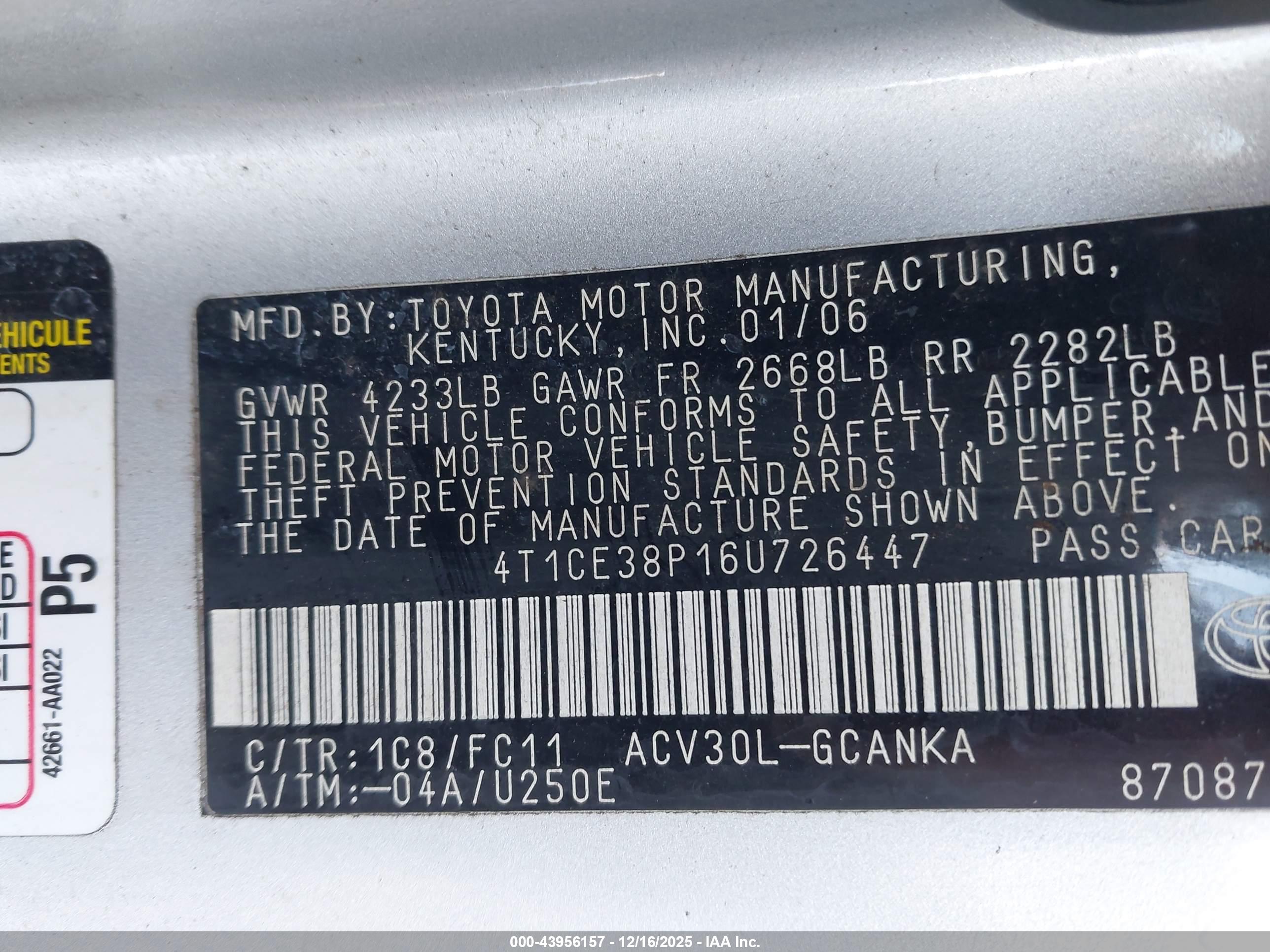 TOYOTA CAMRY image 9