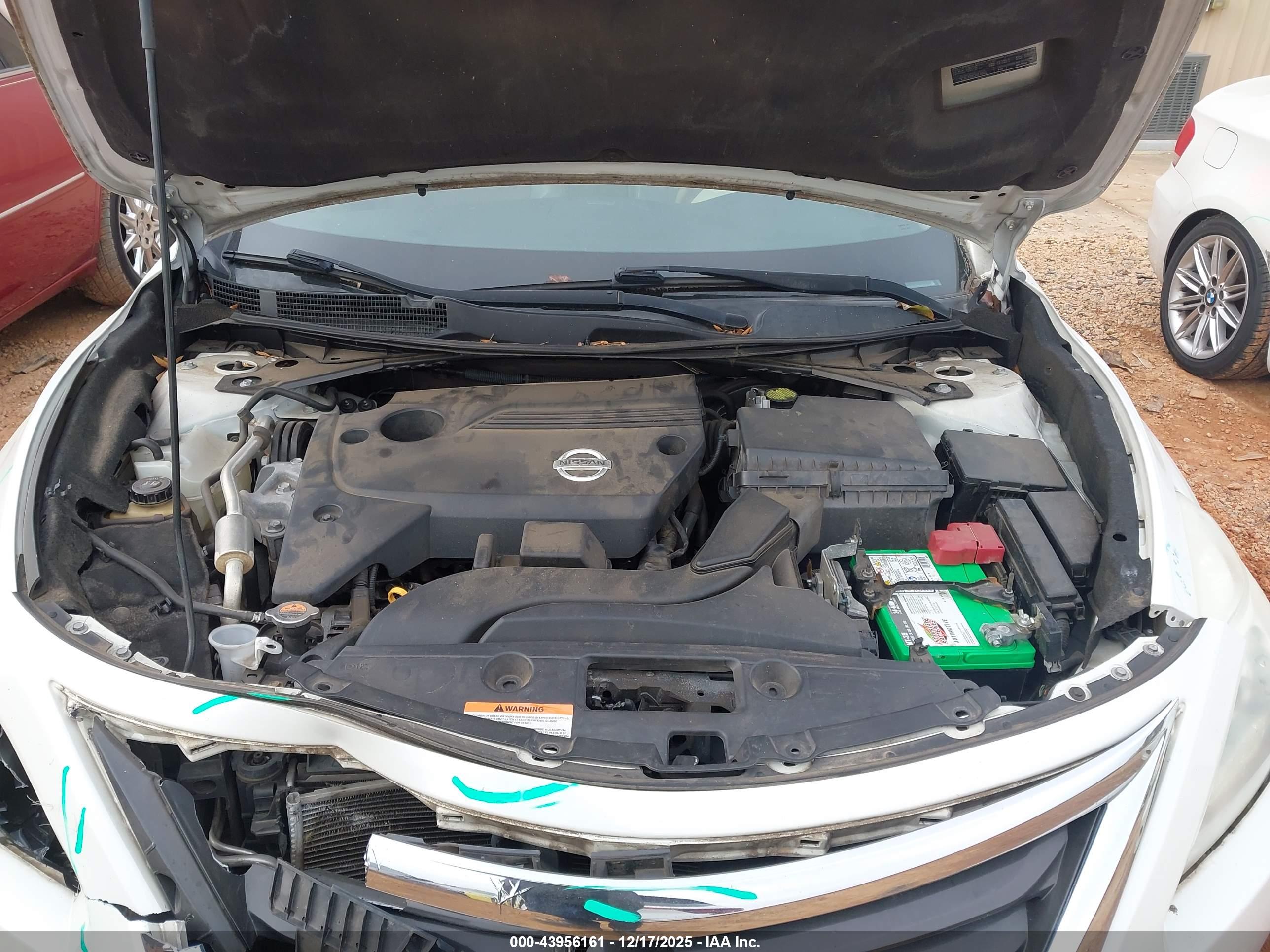 NISSAN ALTIMA image 10