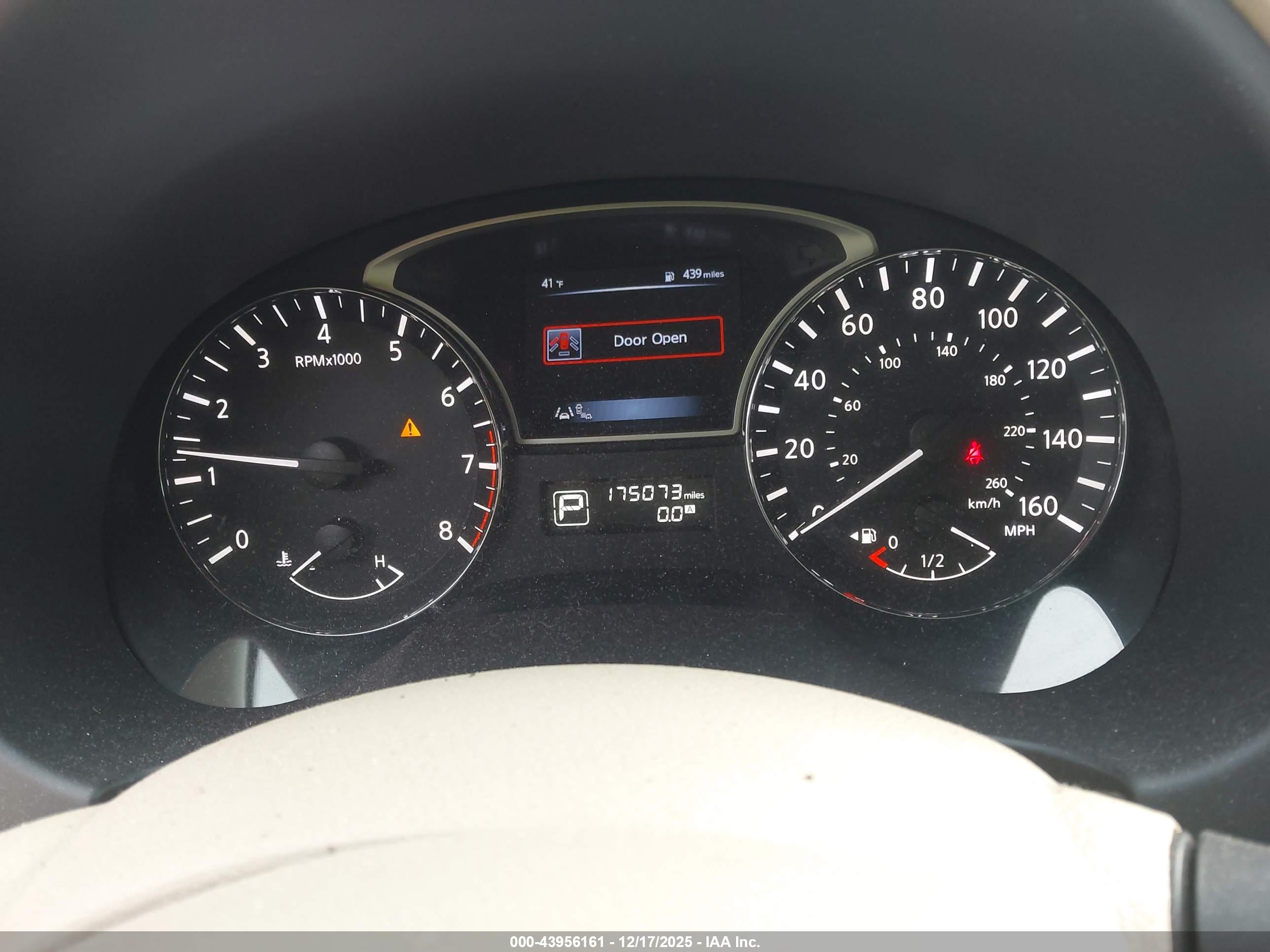 NISSAN ALTIMA image 7