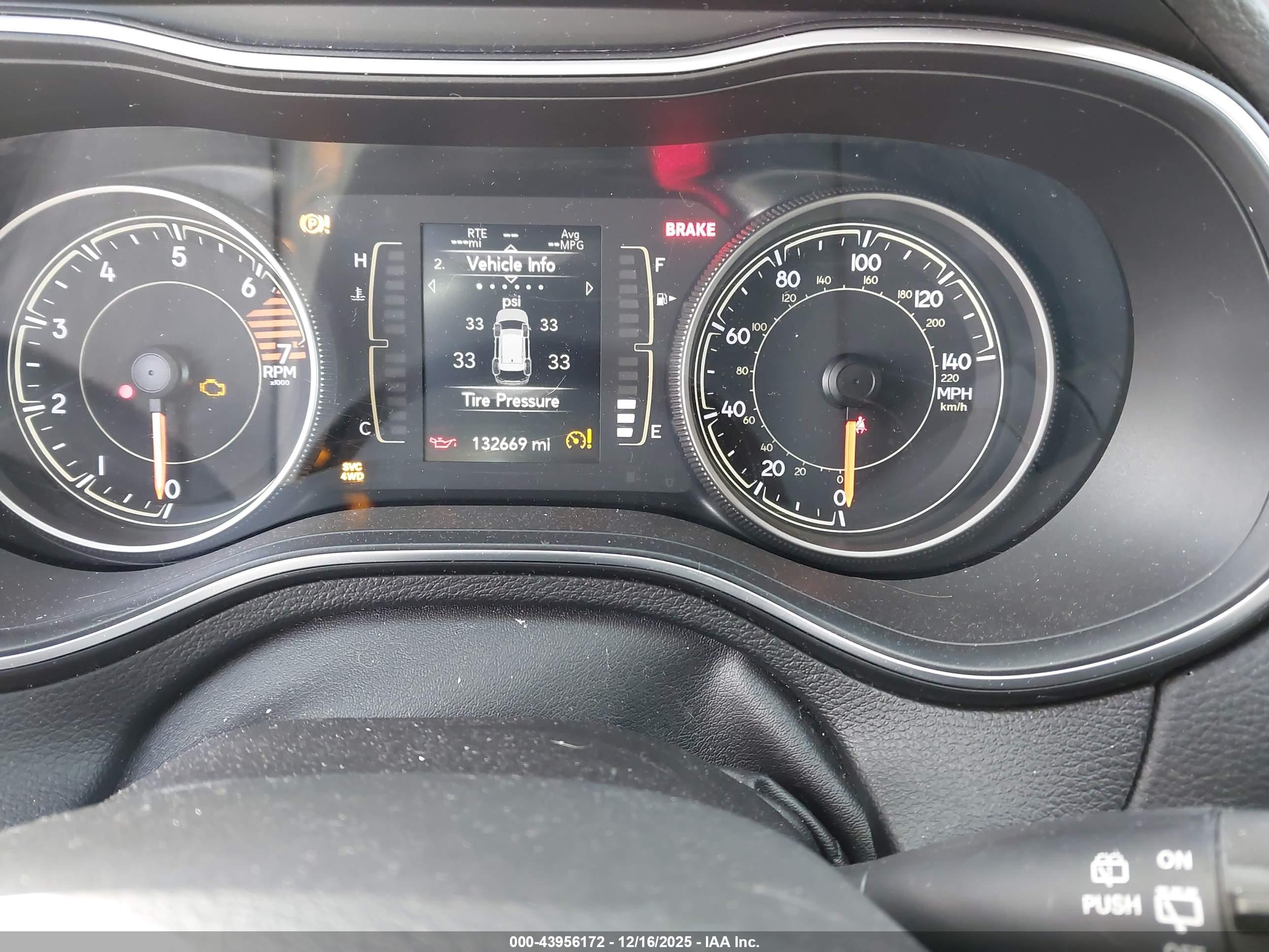 JEEP CHEROKEE image 7